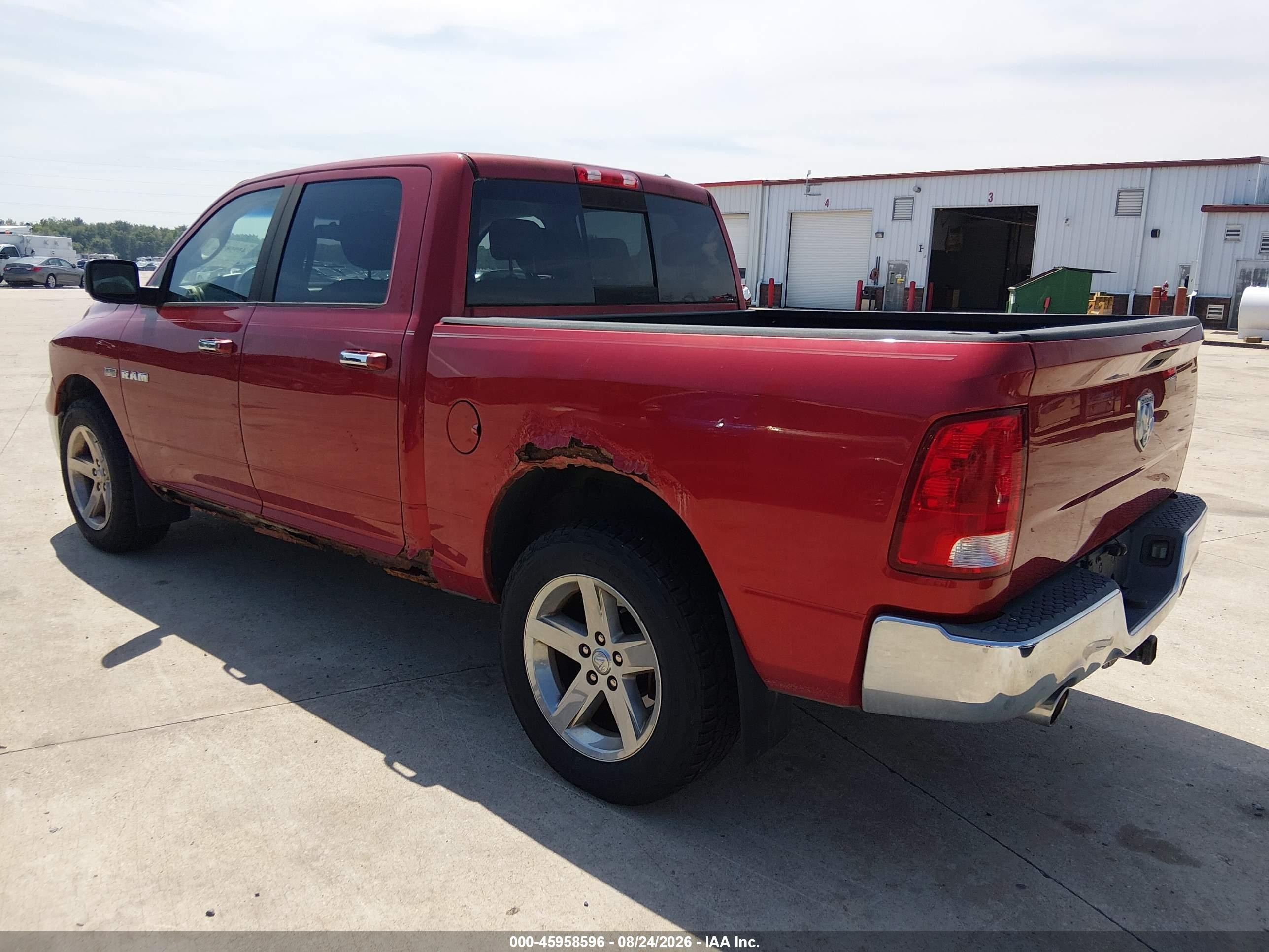 2010 Dodge Ram 1500 Slt/sport/trx Красный vin: 1D7RV1CT6AS205533