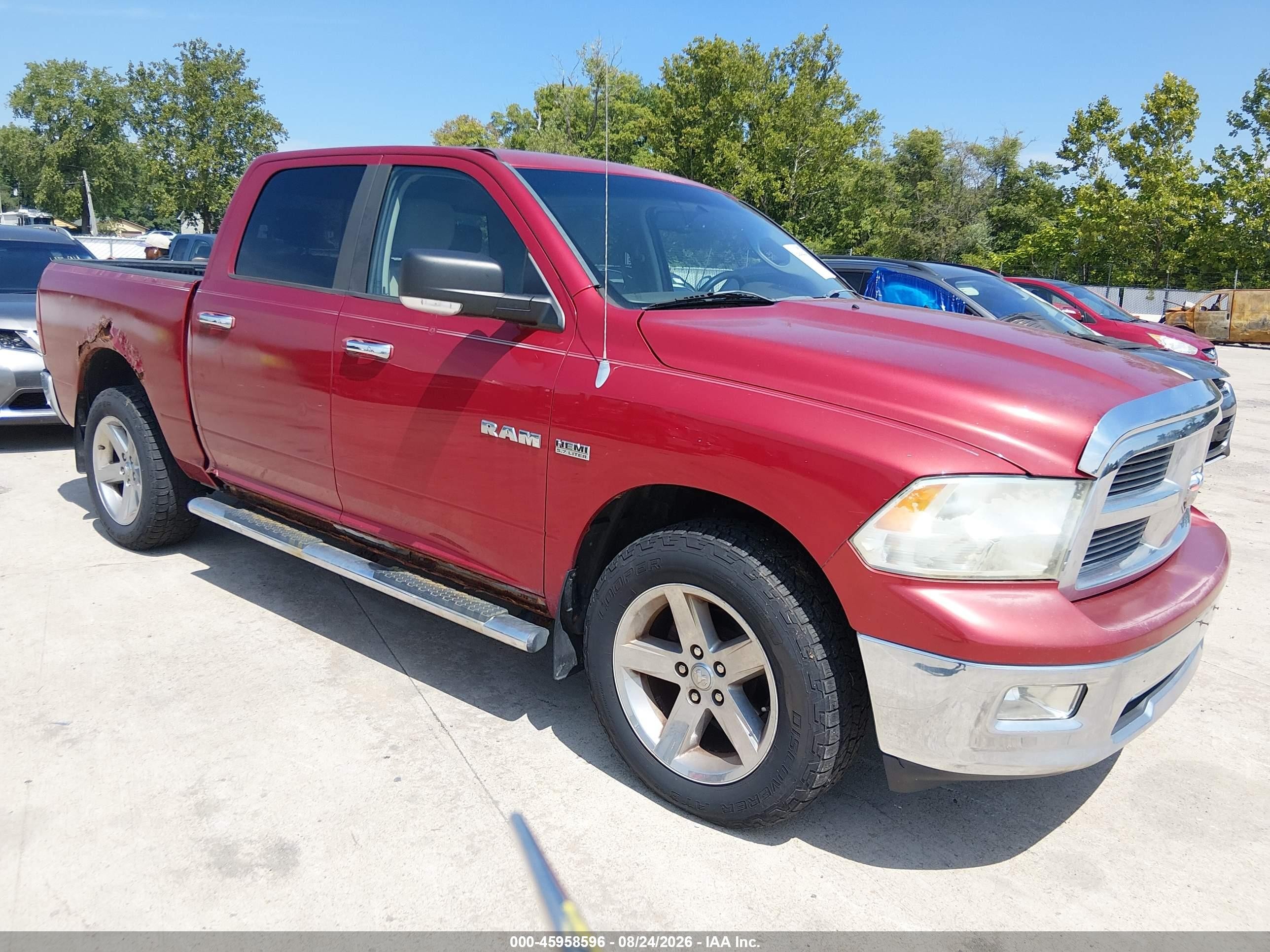 2010 Dodge Ram 1500 Slt/sport/trx Красный vin: 1D7RV1CT6AS205533