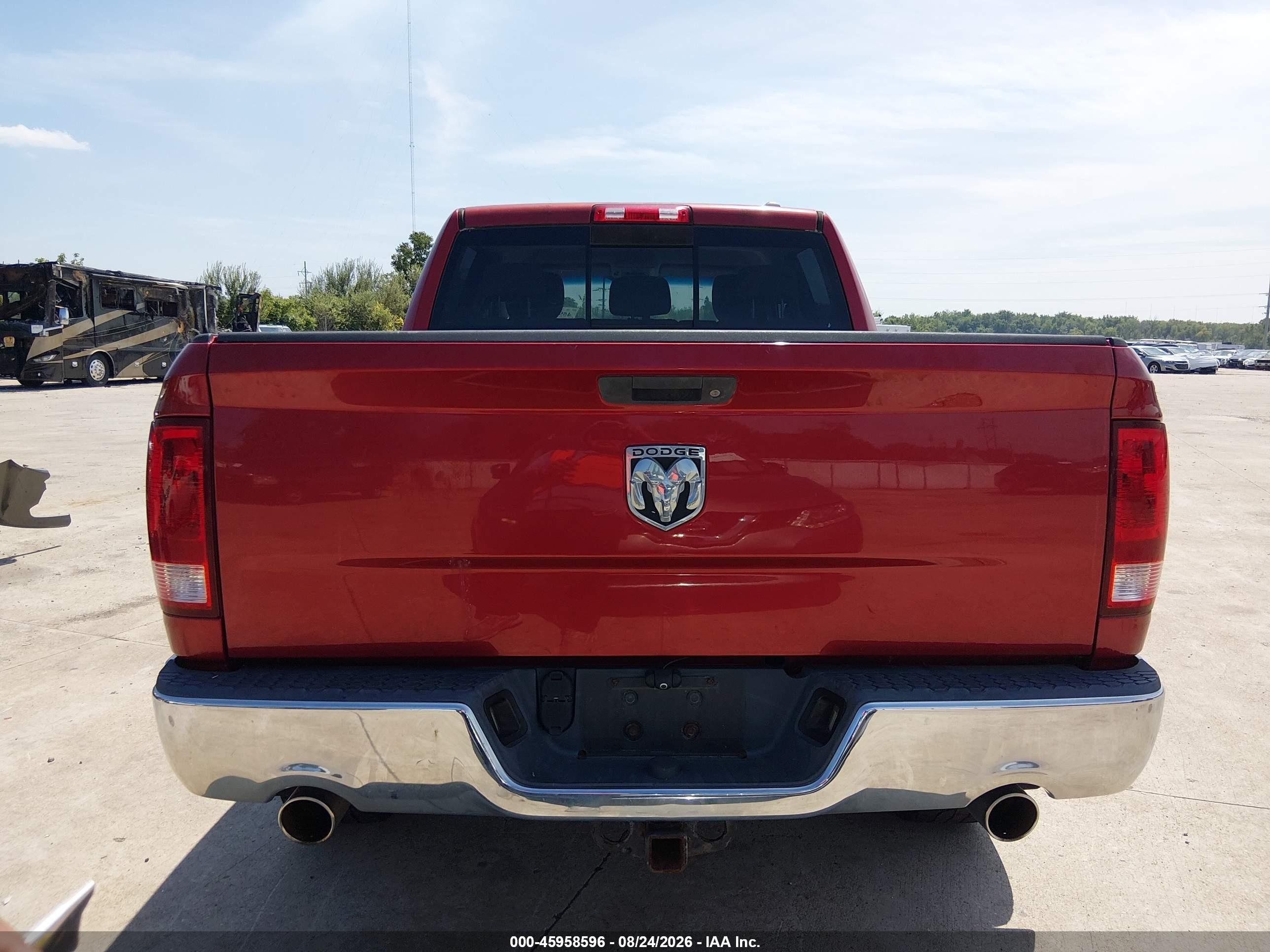 2010 Dodge Ram 1500 Slt/sport/trx Красный vin: 1D7RV1CT6AS205533