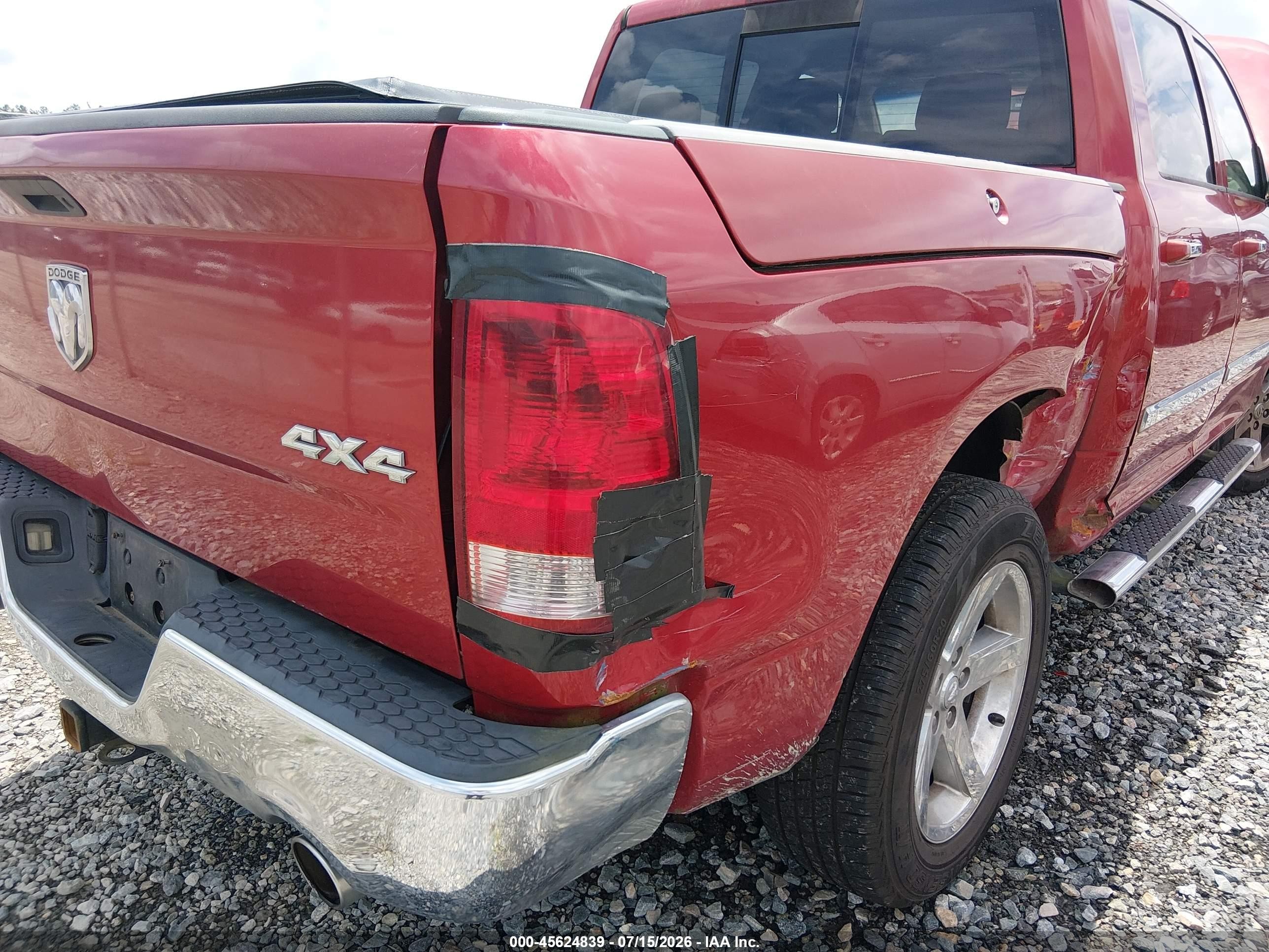 2010 Dodge Ram 1500 Slt/sport/trx Red vin: 1D7RV1CT6AS258118