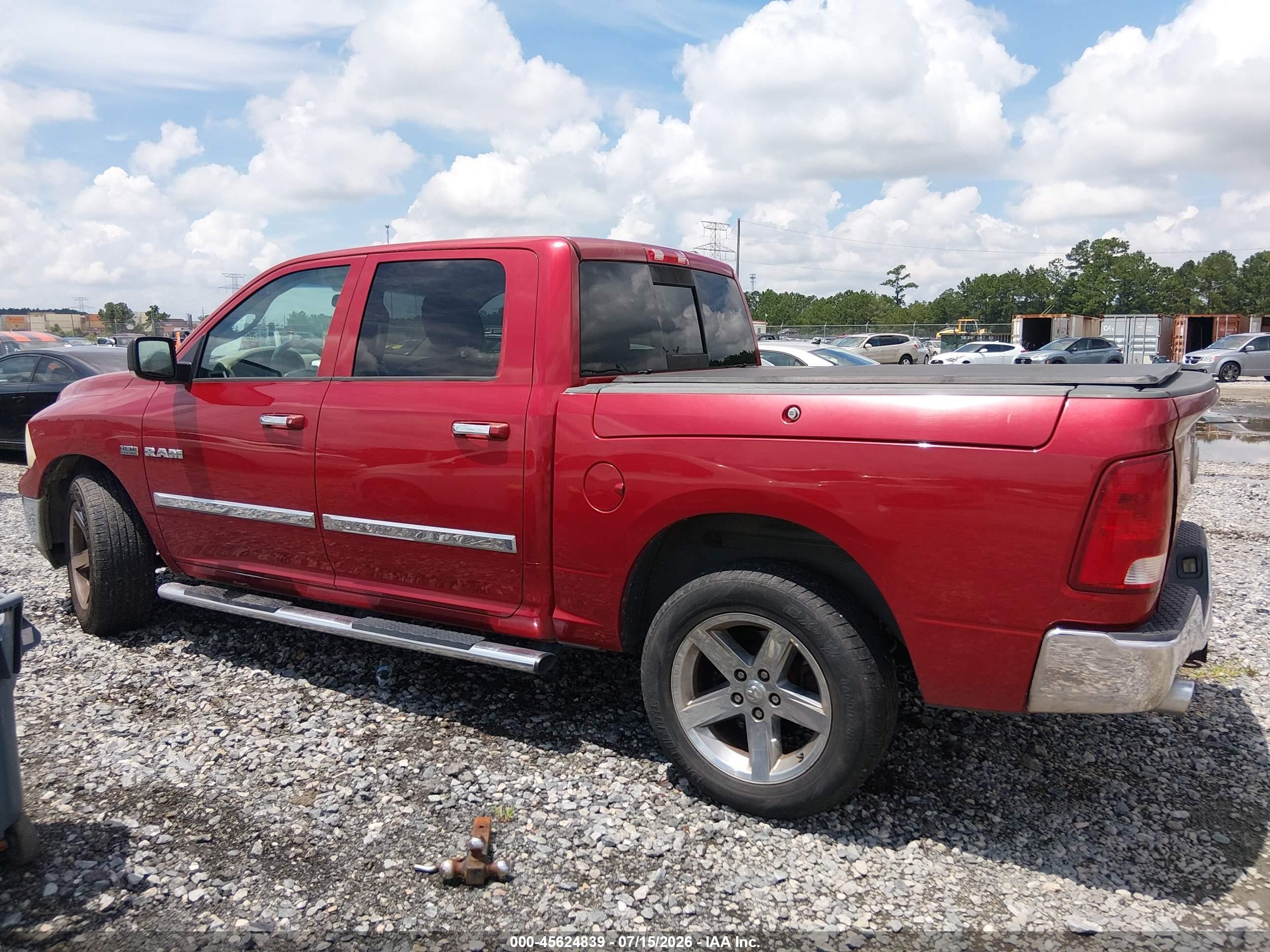 2010 Dodge Ram 1500 Slt/sport/trx Red vin: 1D7RV1CT6AS258118