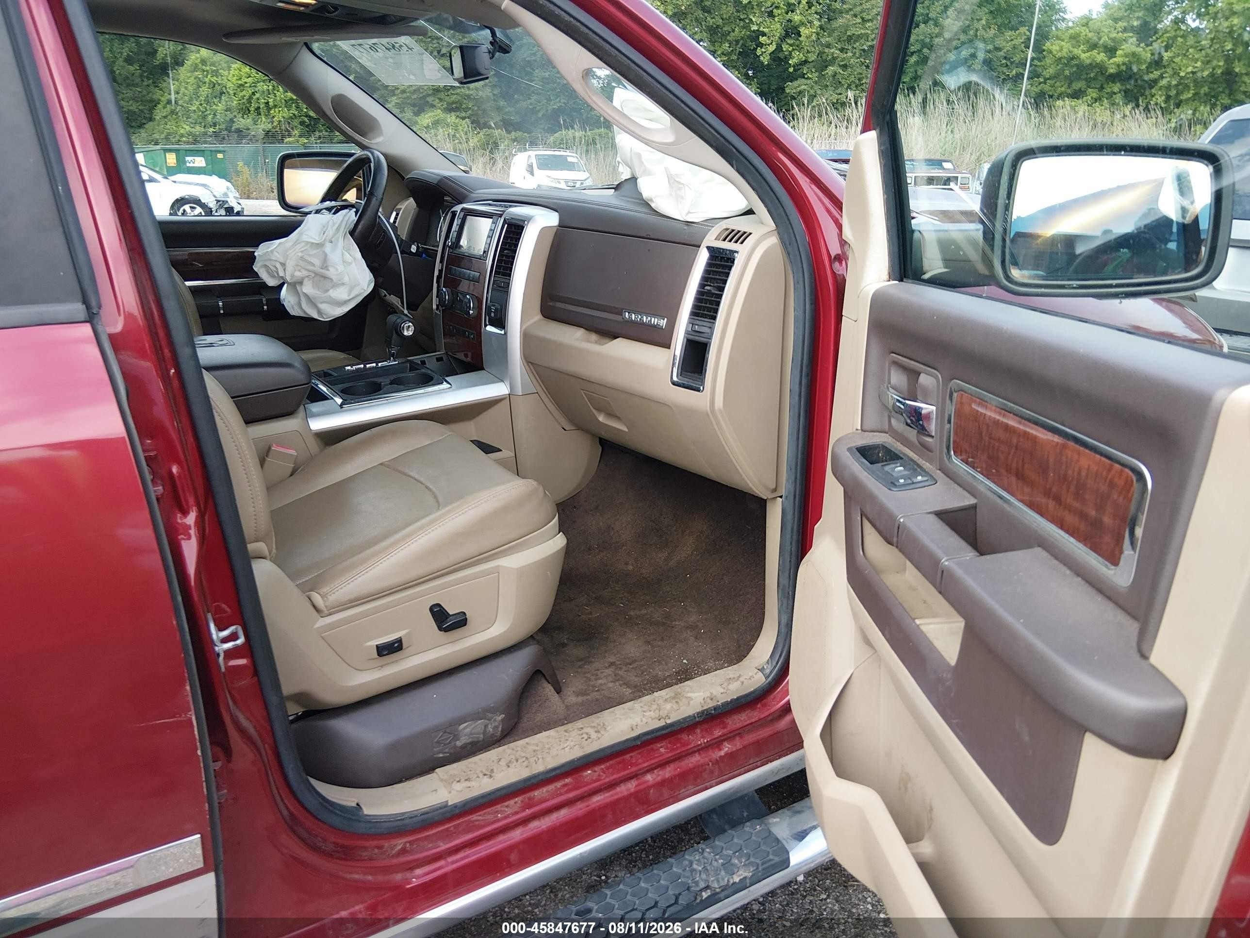 2011 Ram Ram 1500 Laramie Красный vin: 1D7RV1CT6BS545556