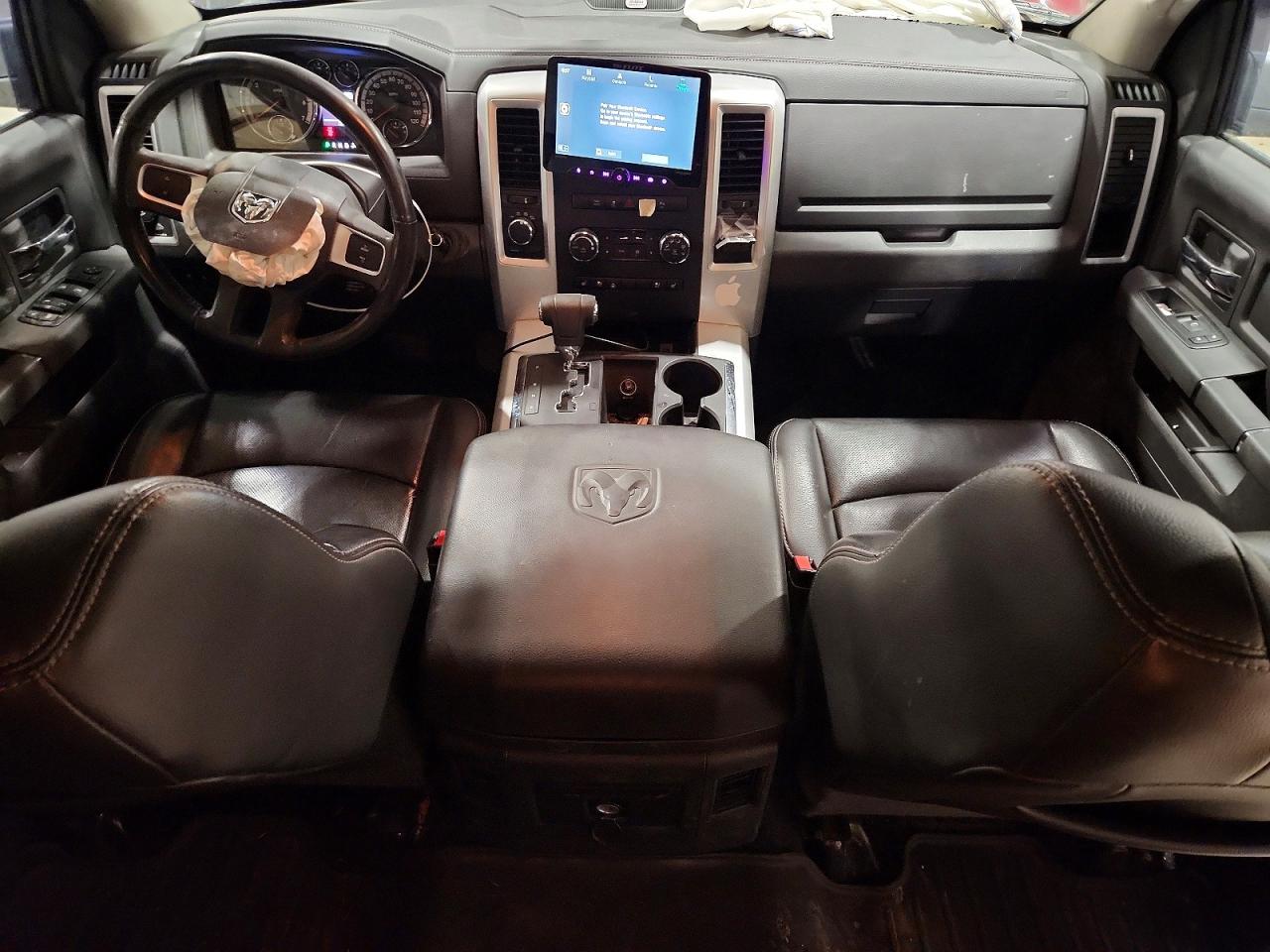 2011 Dodge 1500 Laramie Красный vin: 1D7RV1CT6BS546254