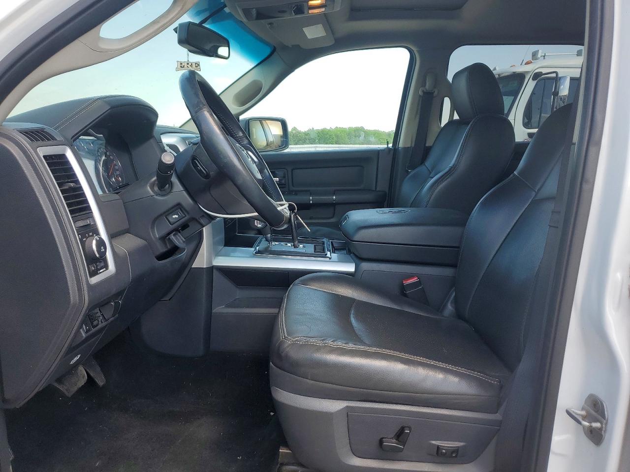 2011 Dodge Ram 1500 White vin: 1D7RV1CT6BS557836