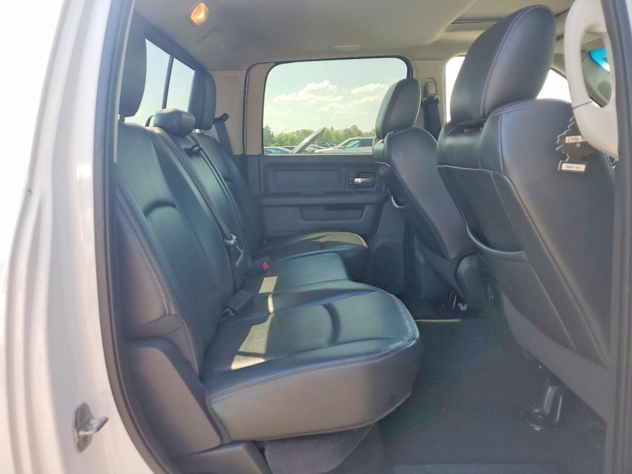 2011 Dodge Ram 1500 White vin: 1D7RV1CT6BS557836