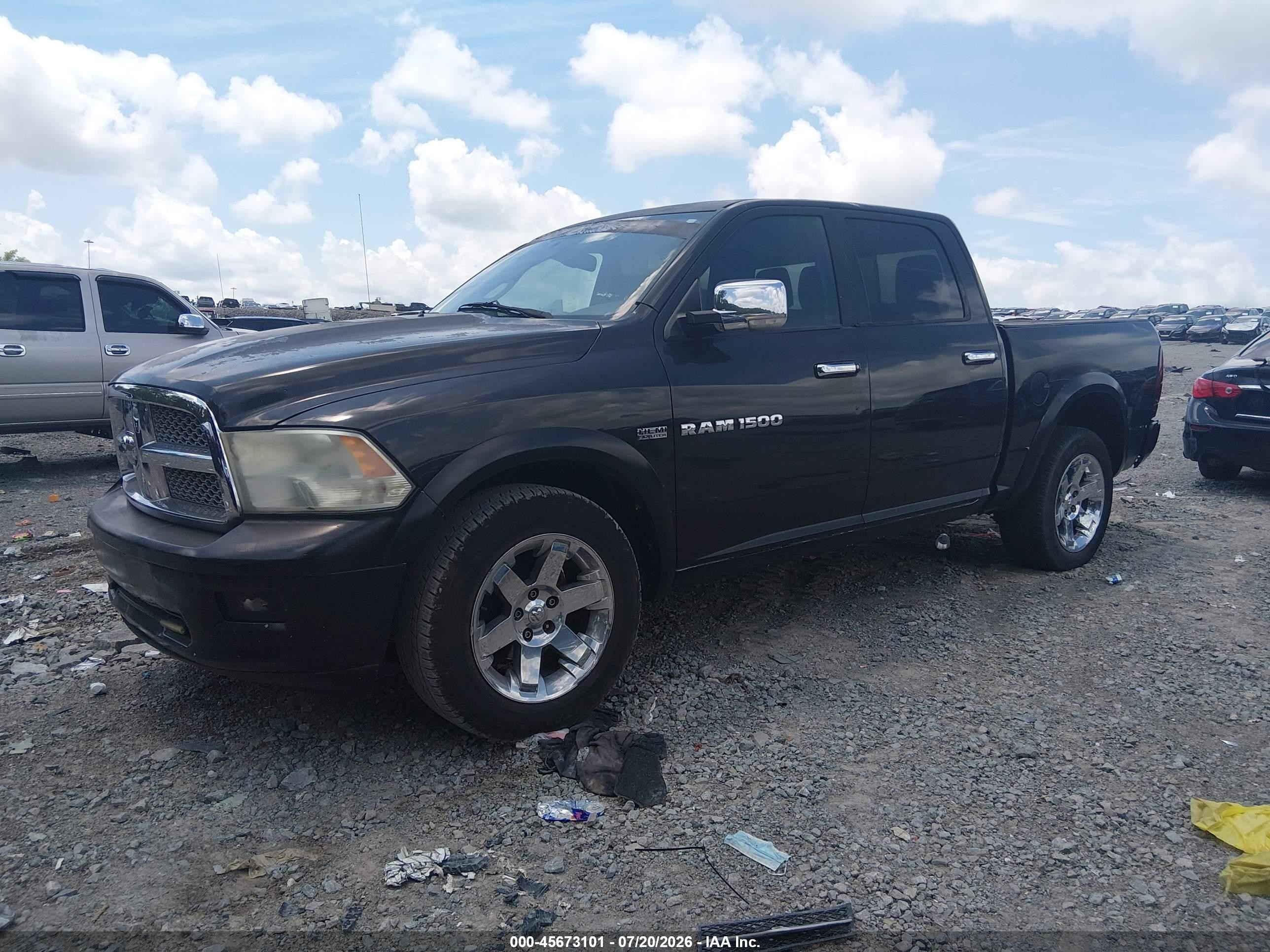 2011 Ram Ram 1500 Laramie Черный vin: 1D7RV1CT6BS616402