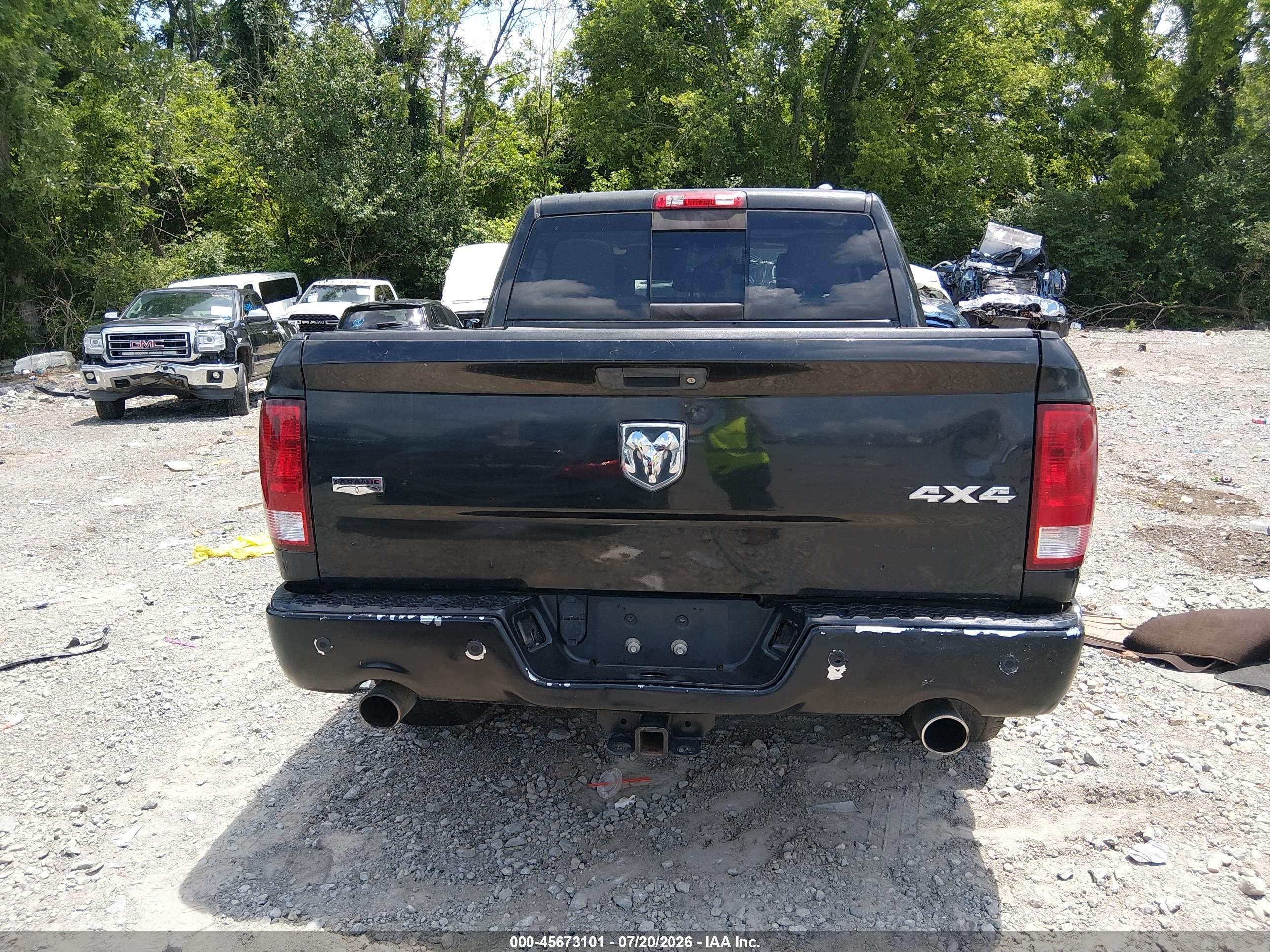 2011 Ram Ram 1500 Laramie Черный vin: 1D7RV1CT6BS616402