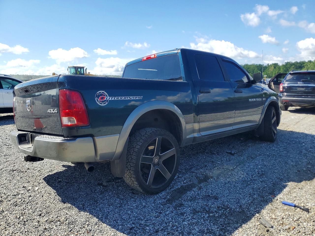 2011 Dodge Ram 1500 Green vin: 1D7RV1CT6BS655751
