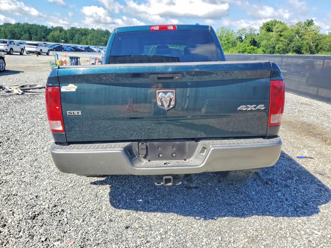 2011 Dodge Ram 1500 Green vin: 1D7RV1CT6BS655751