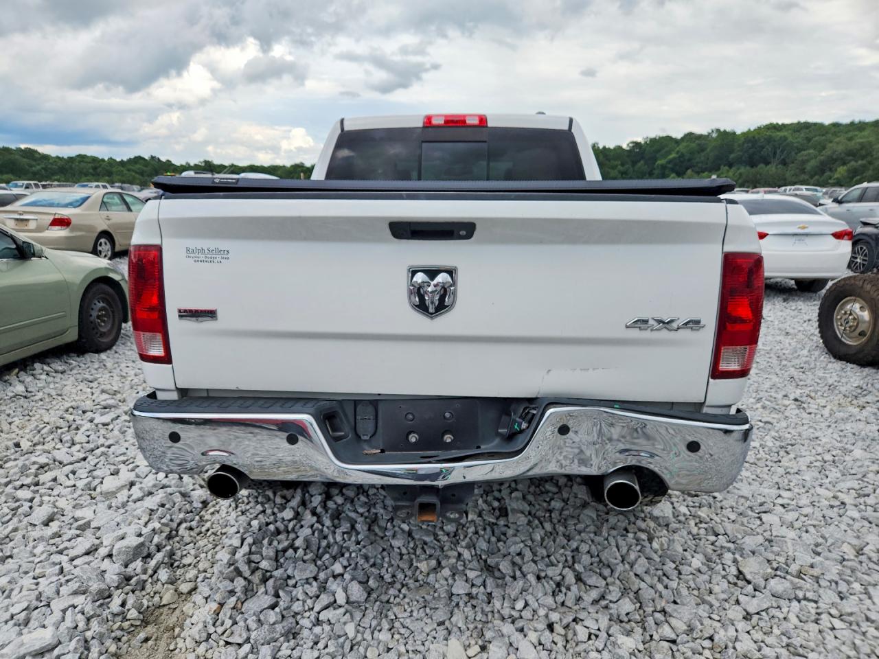 2011 Dodge Ram 1500 White vin: 1D7RV1CT6BS691214
