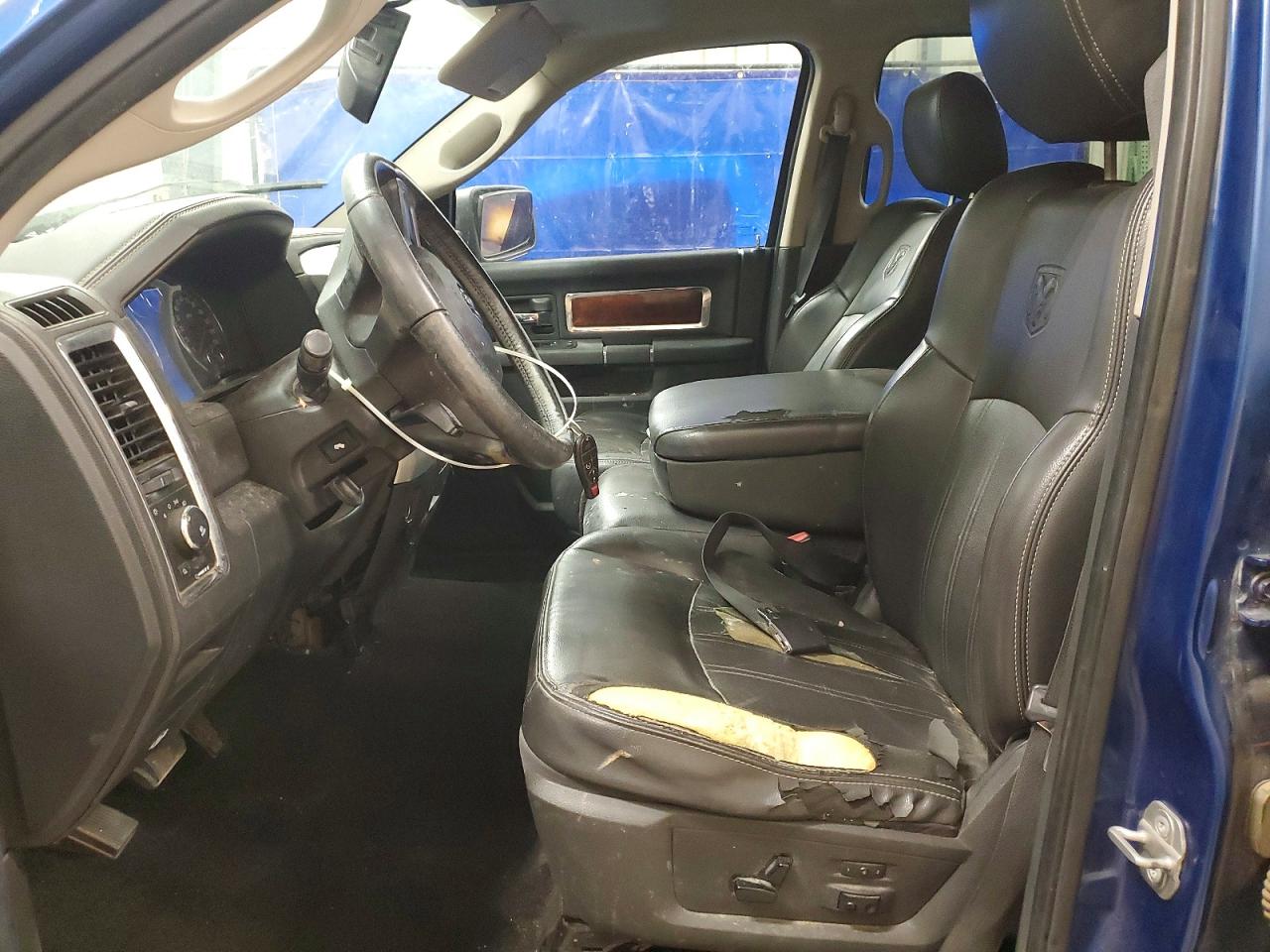 2010 Dodge Ram 1500 Синий vin: 1D7RV1CT7AS136738