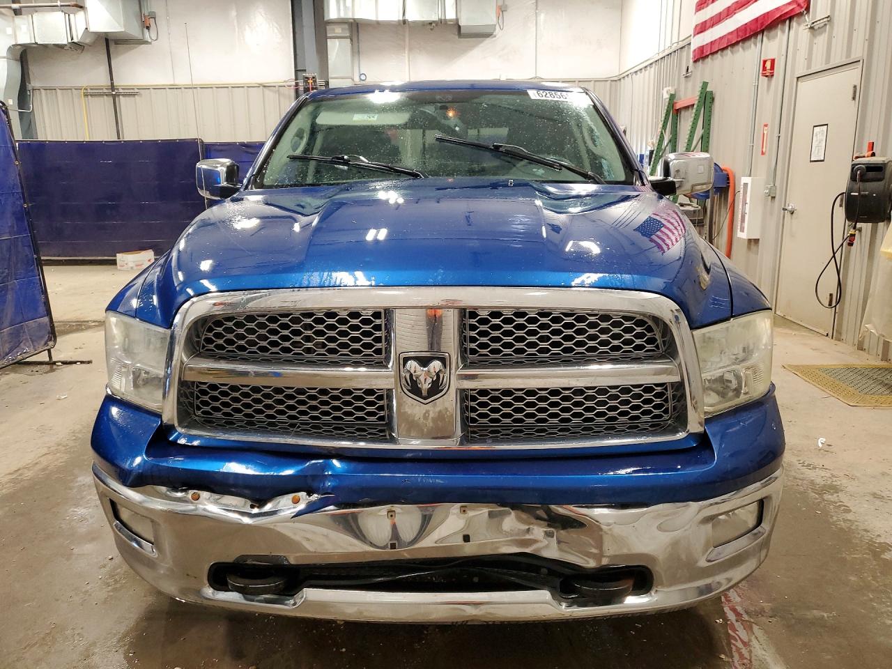 2010 Dodge Ram 1500 Синий vin: 1D7RV1CT7AS136738
