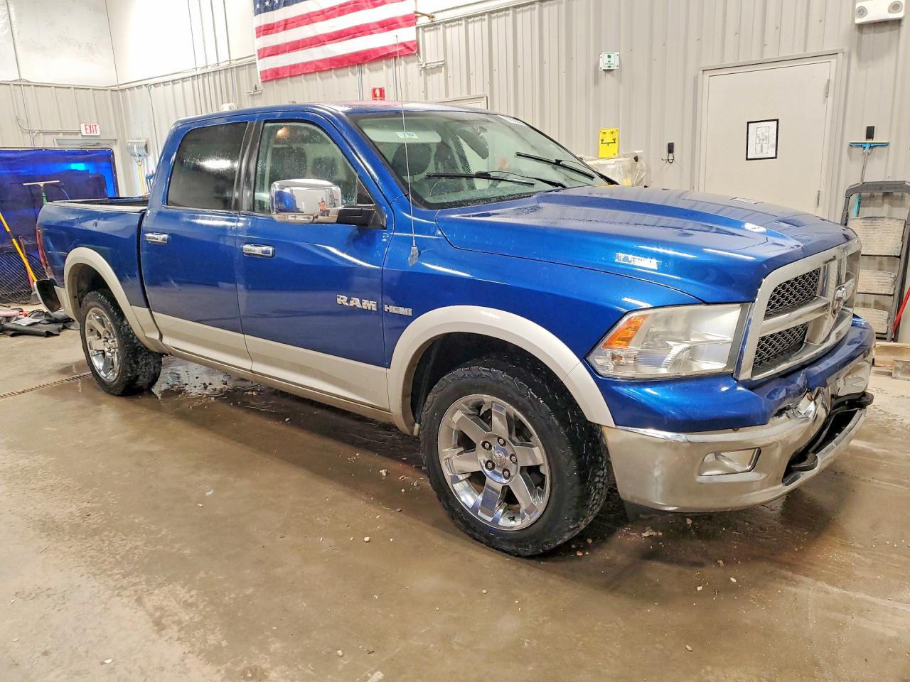 2010 Dodge Ram 1500 Синий vin: 1D7RV1CT7AS136738