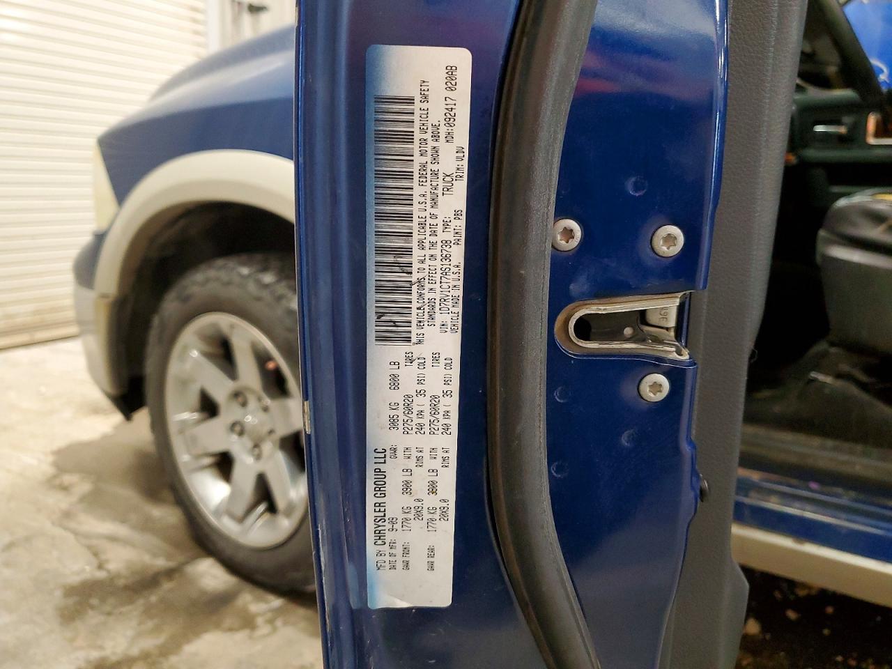 2010 Dodge Ram 1500 Синий vin: 1D7RV1CT7AS136738