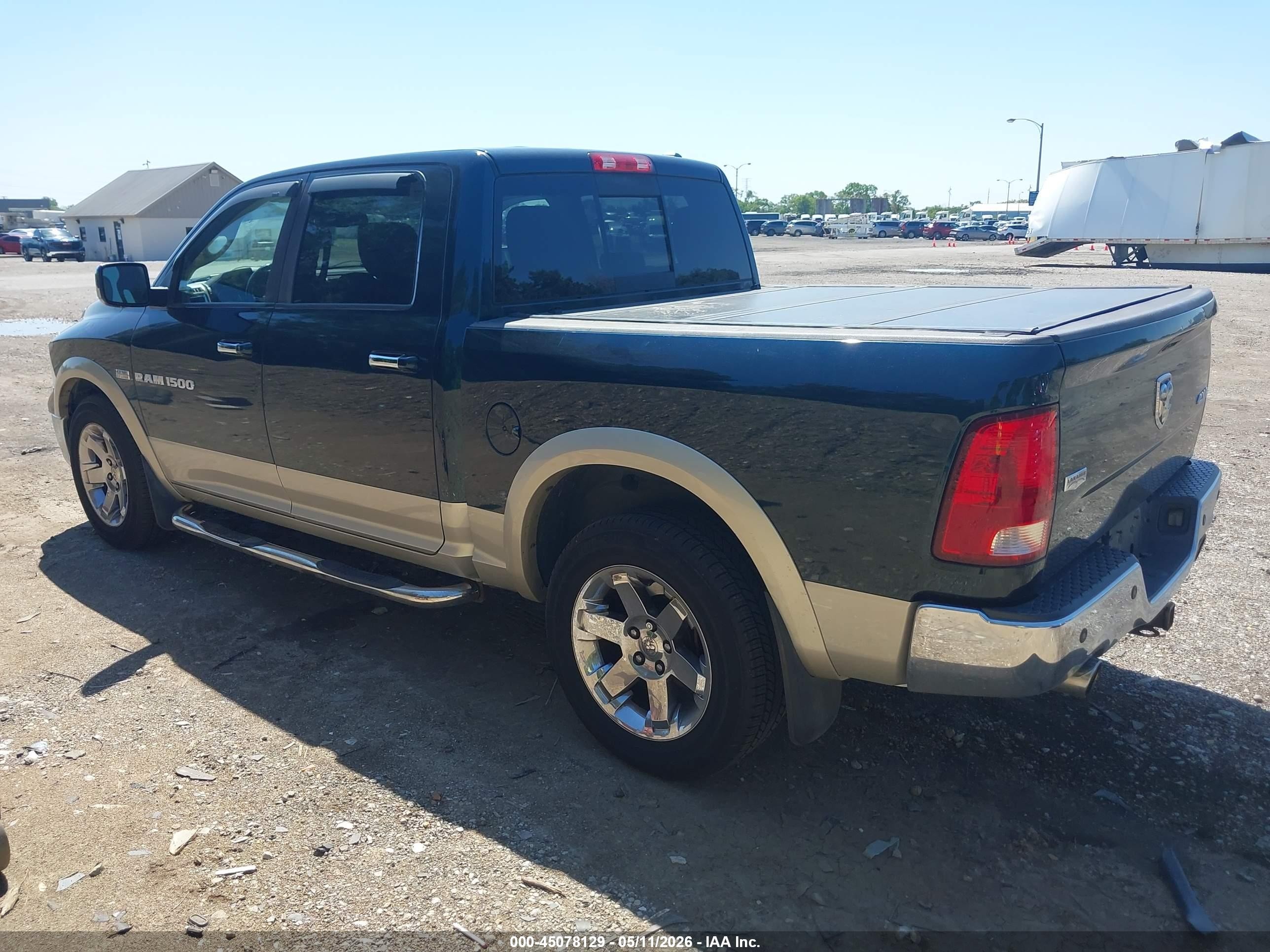 2011 Ram 1500 Laramie Зеленый vin: 1D7RV1CT7BS620507