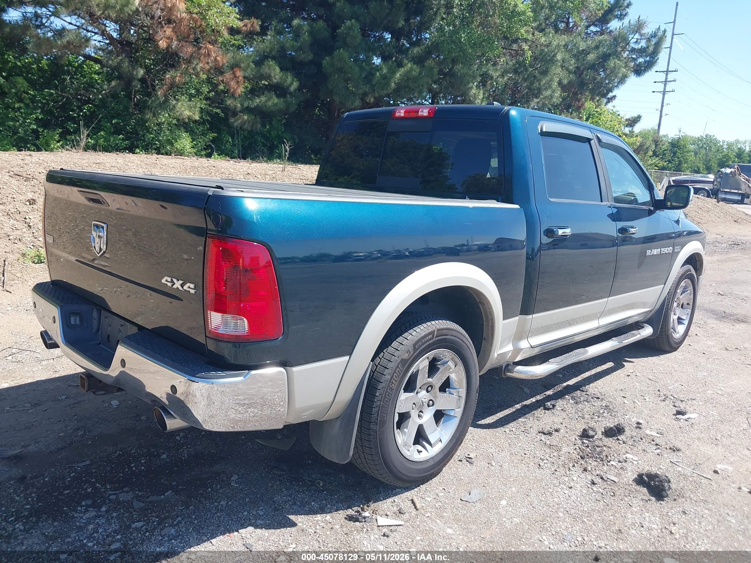 2011 Ram 1500 Laramie Зеленый vin: 1D7RV1CT7BS620507