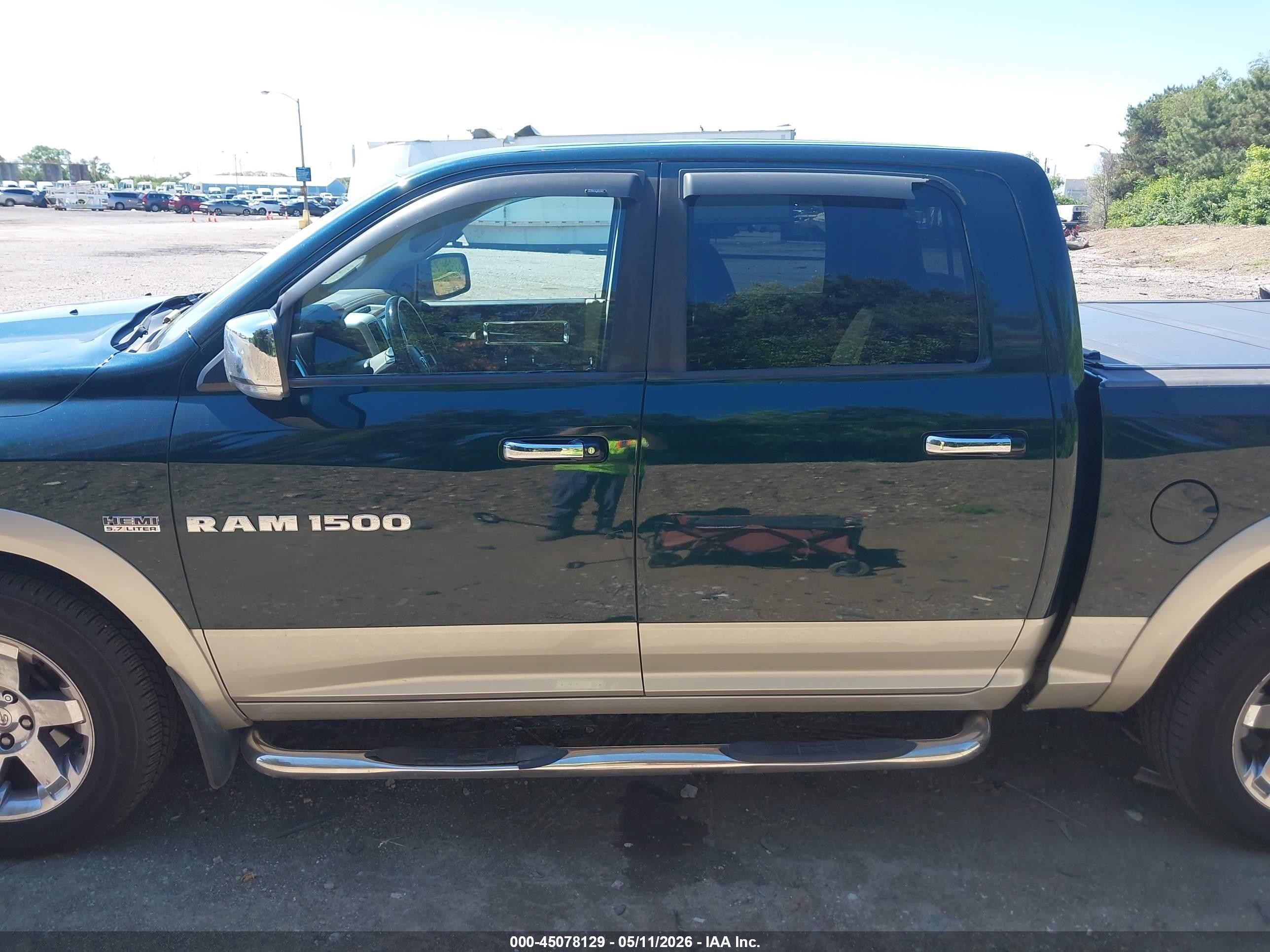 2011 Ram 1500 Laramie Зеленый vin: 1D7RV1CT7BS620507