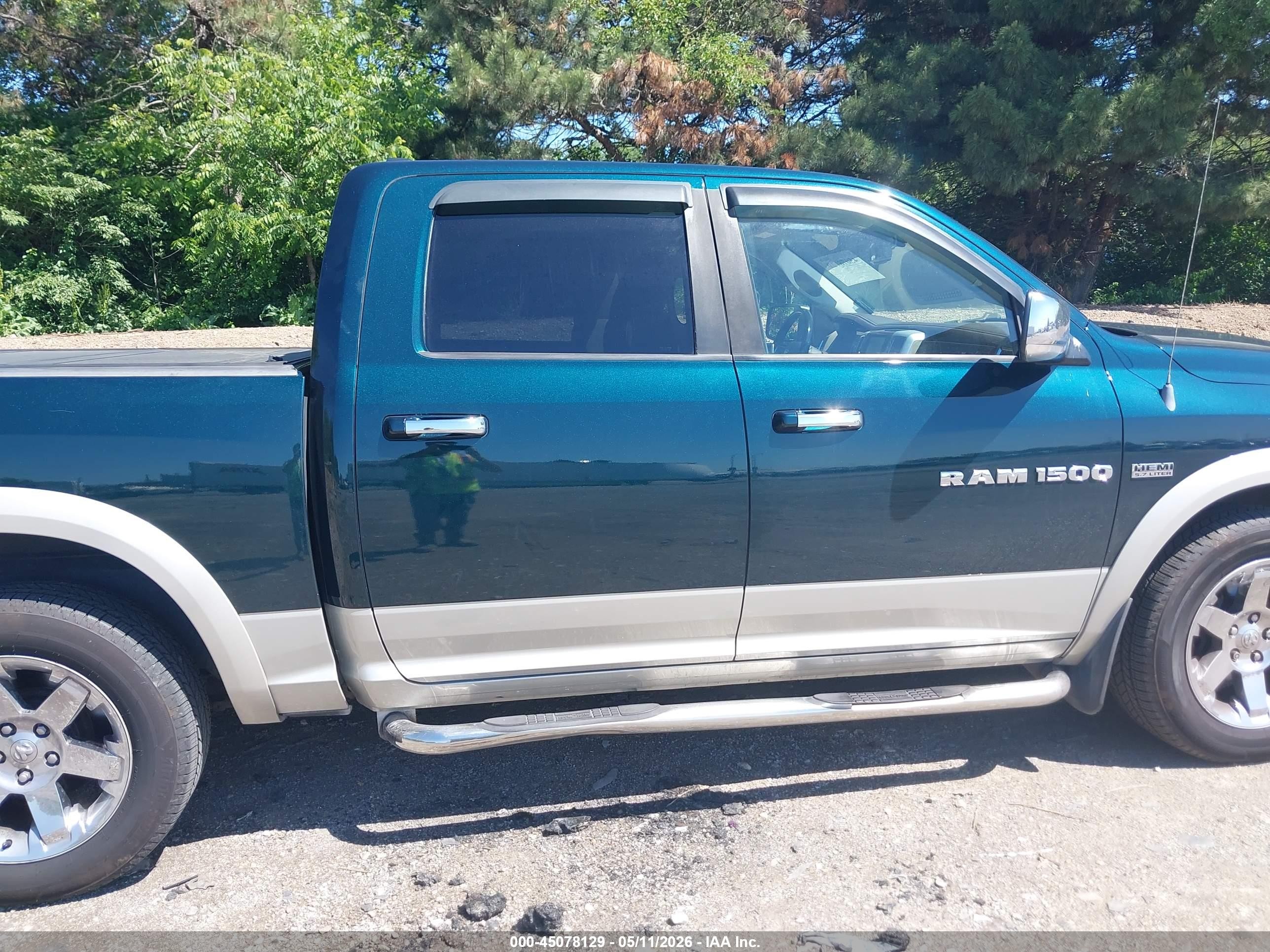 2011 Ram 1500 Laramie Зеленый vin: 1D7RV1CT7BS620507