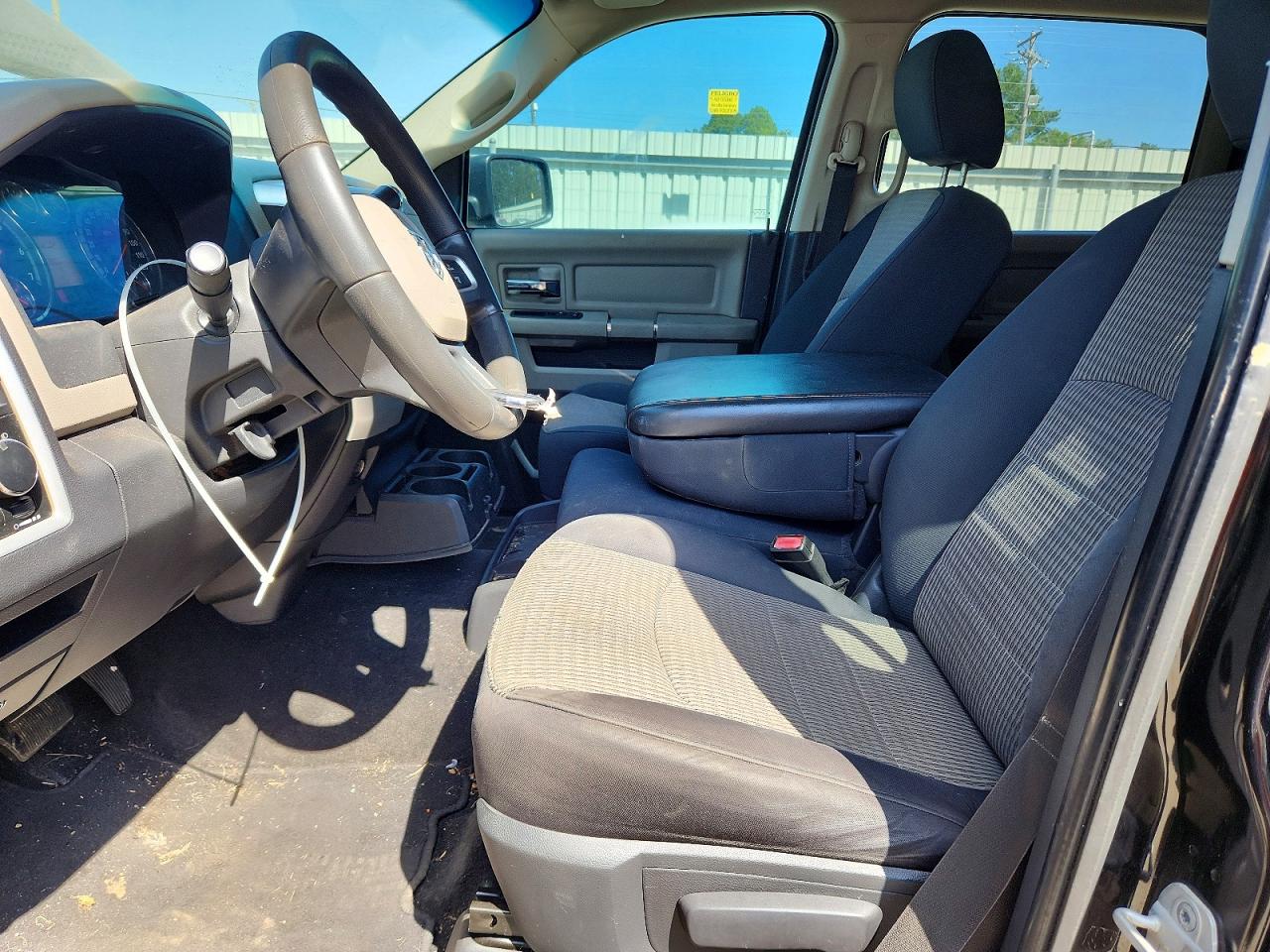 2010 Dodge Ram 1500 Black vin: 1D7RV1CT8AS212354