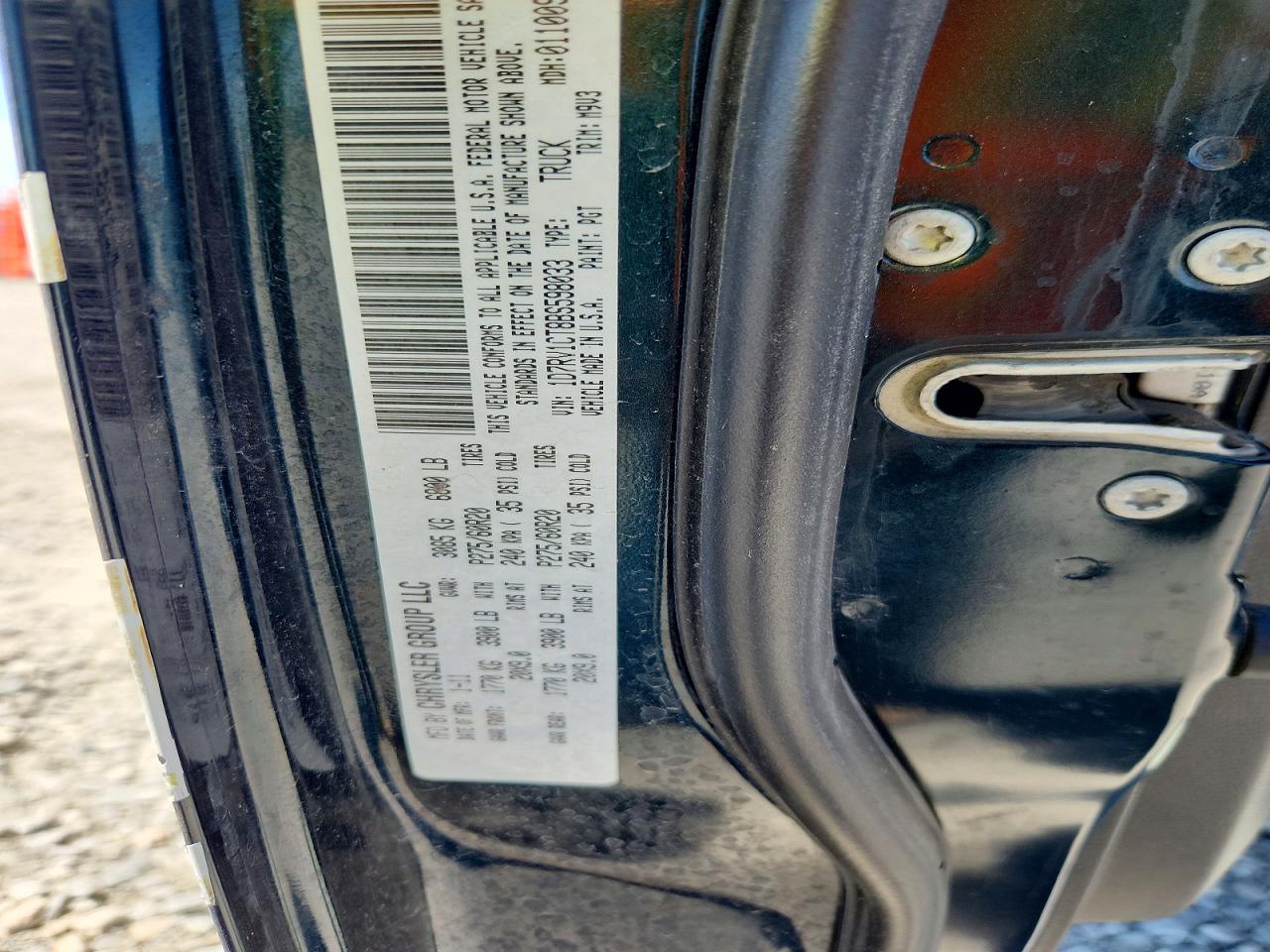 2011 Dodge Ram 1500 Зеленый vin: 1D7RV1CT8BS598033