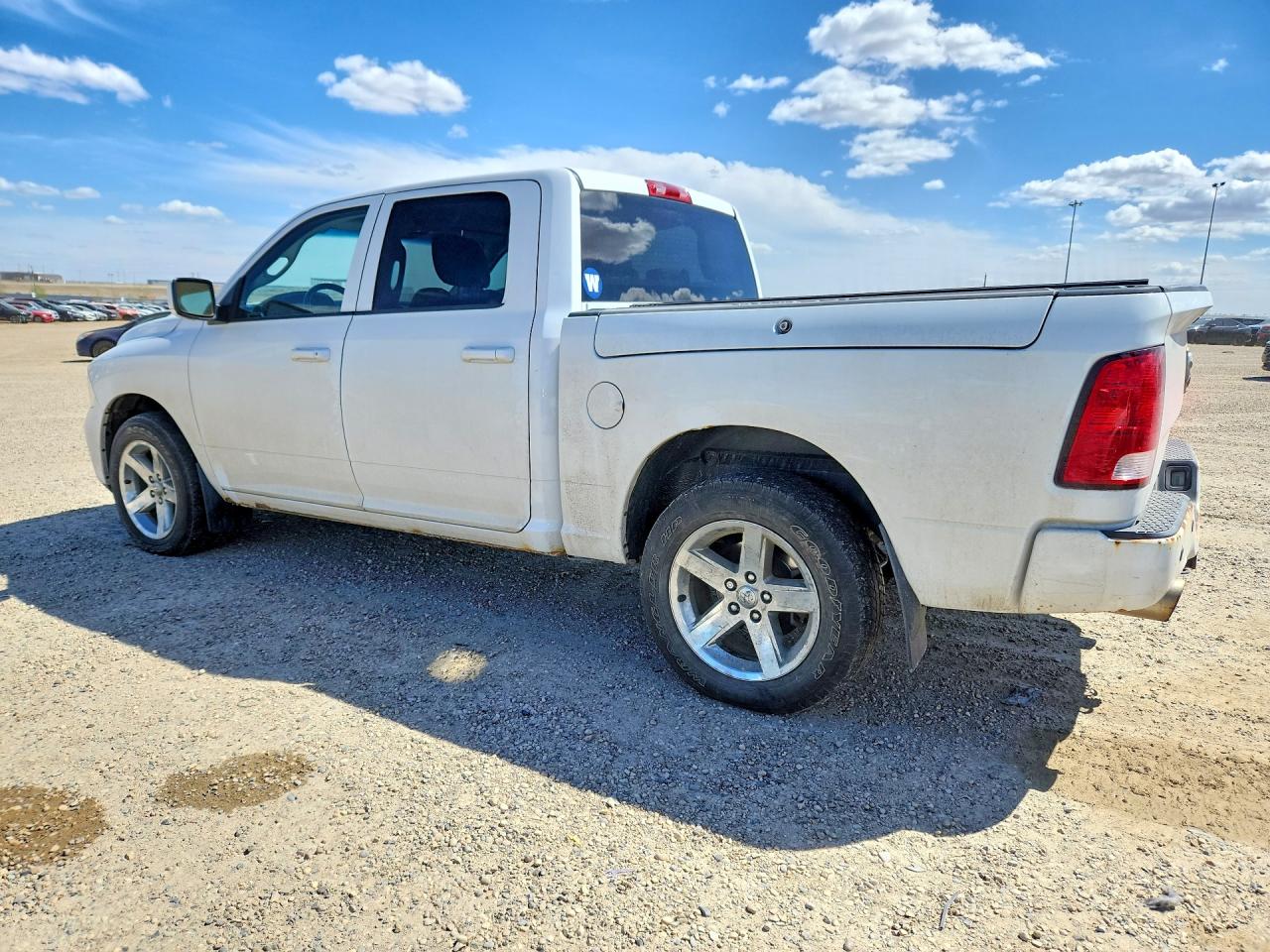 2011 Dodge Ram 1500 Белый vin: 1D7RV1CT8BS676021