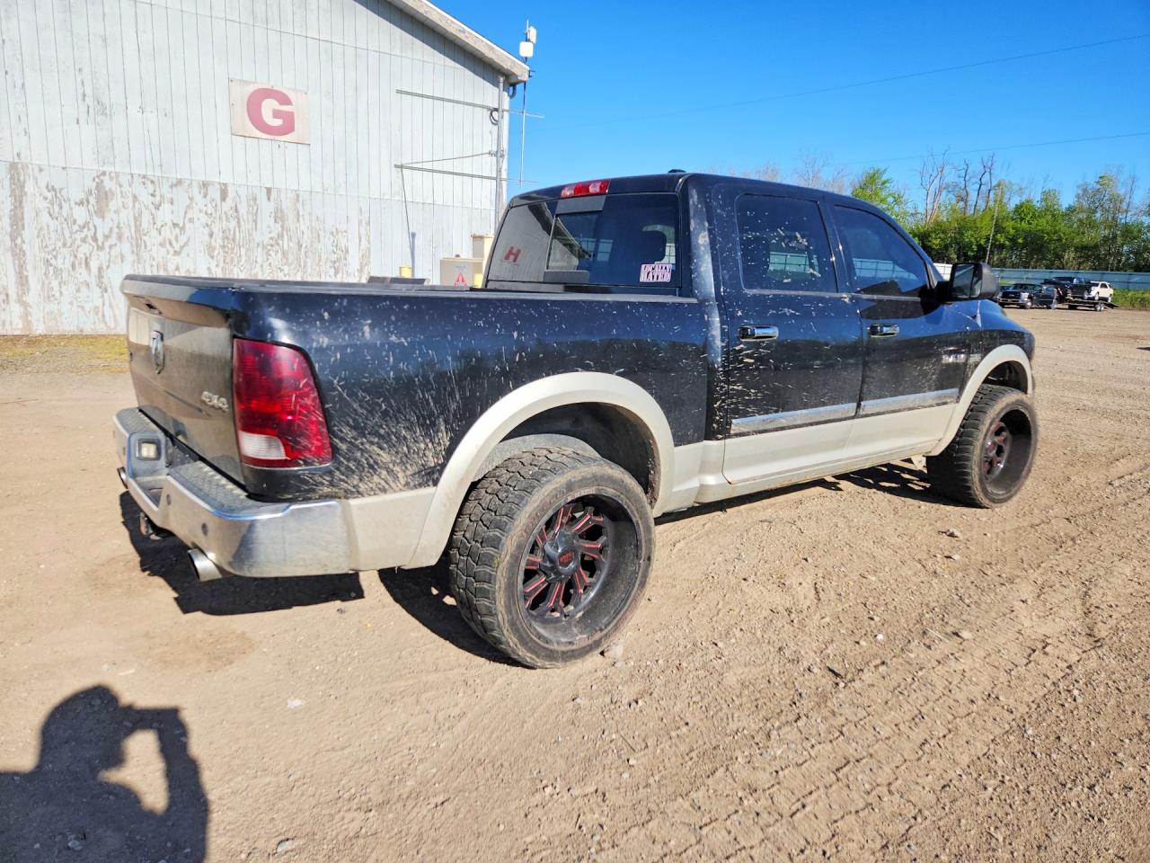 2010 Dodge Ram 1500 Black vin: 1D7RV1CT9AS131363