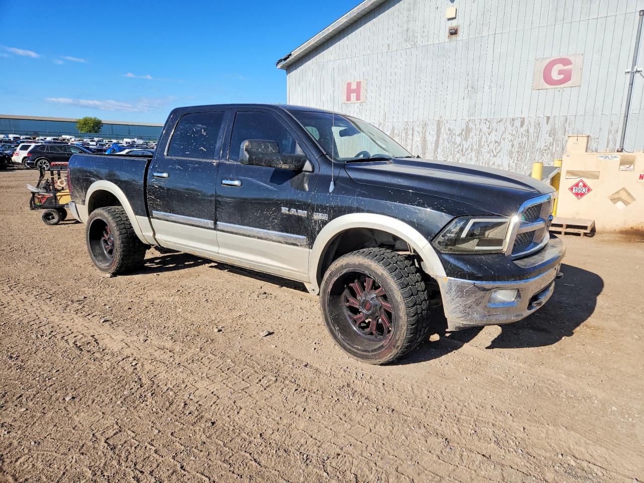 2010 Dodge Ram 1500 Black vin: 1D7RV1CT9AS131363