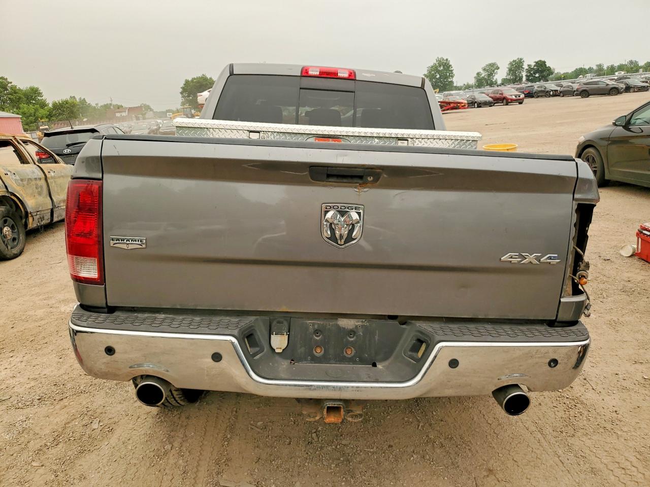 2010 Dodge Ram 1500 Gray vin: 1D7RV1CT9AS140242
