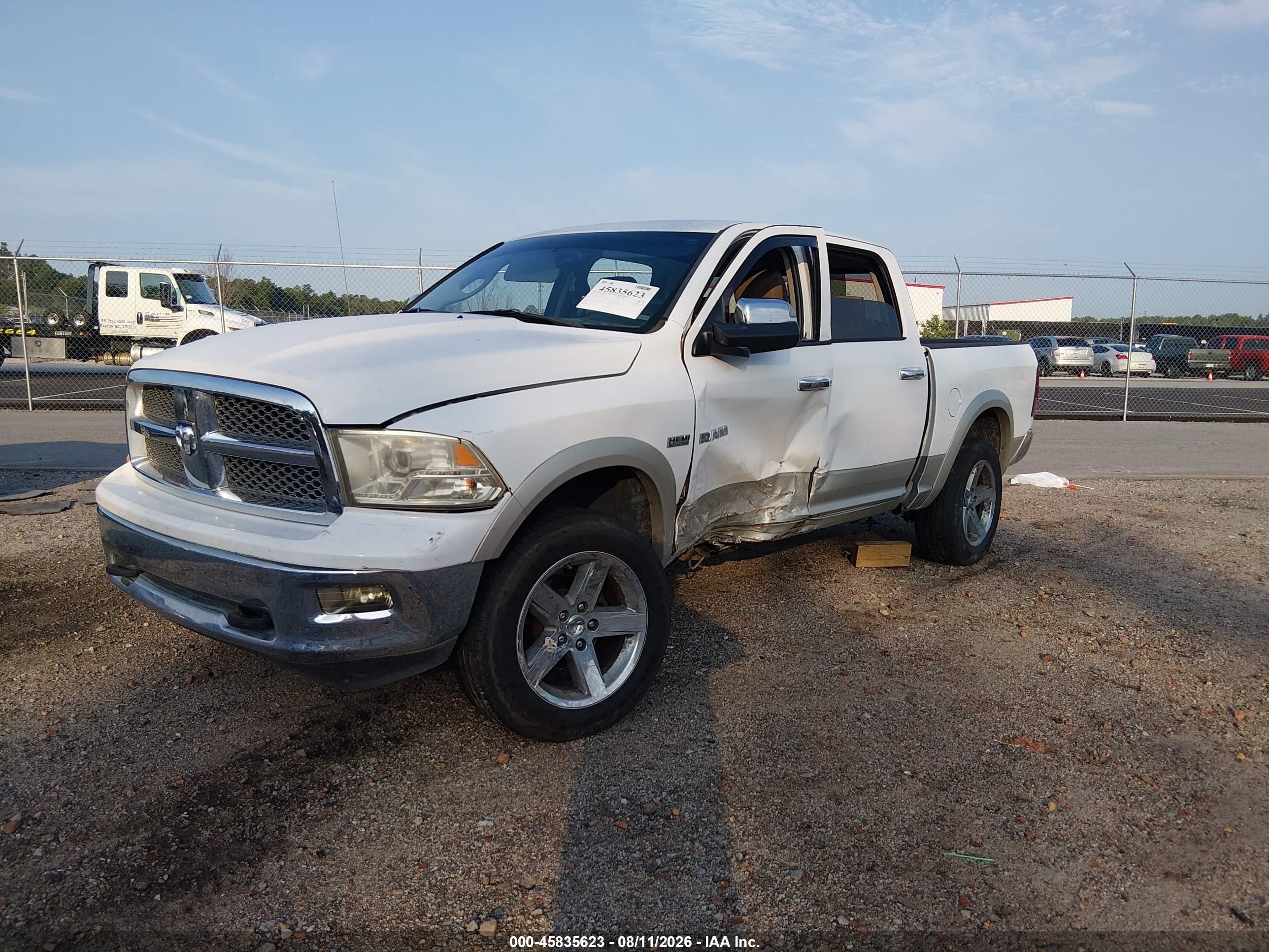 2010 Dodge Ram 1500 Laramie White vin: 1D7RV1CT9AS160619
