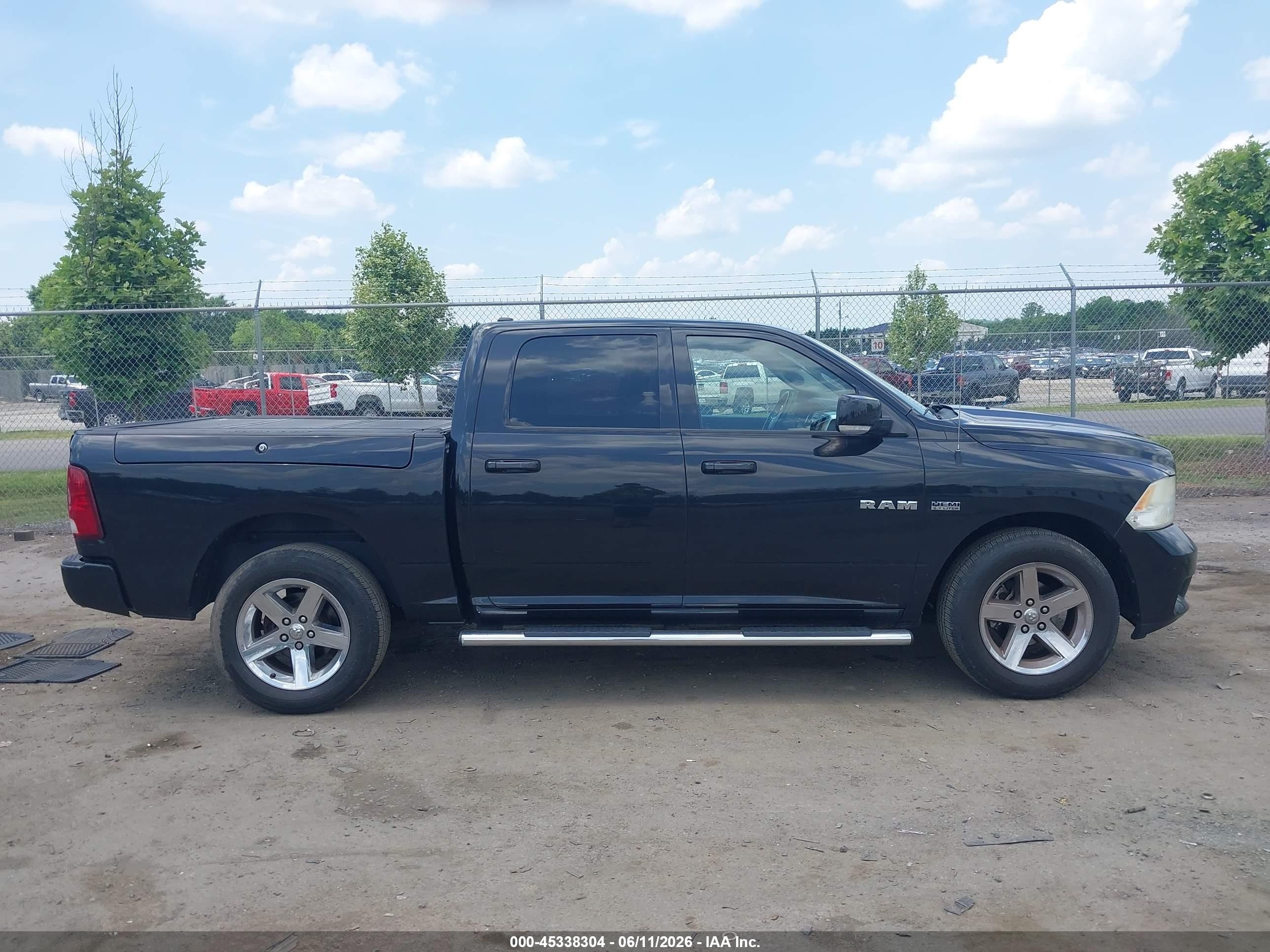 2010 Dodge Ram 1500 Slt/sport/trx Black vin: 1D7RV1CT9AS211729