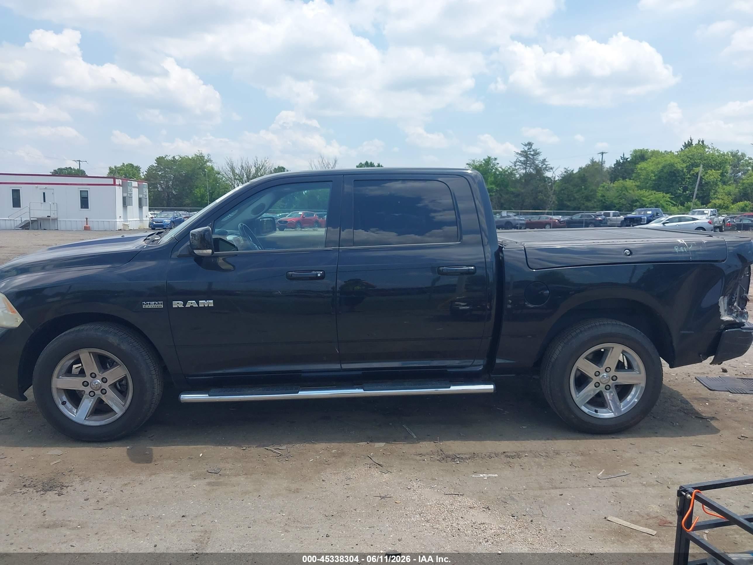 2010 Dodge Ram 1500 Slt/sport/trx Black vin: 1D7RV1CT9AS211729