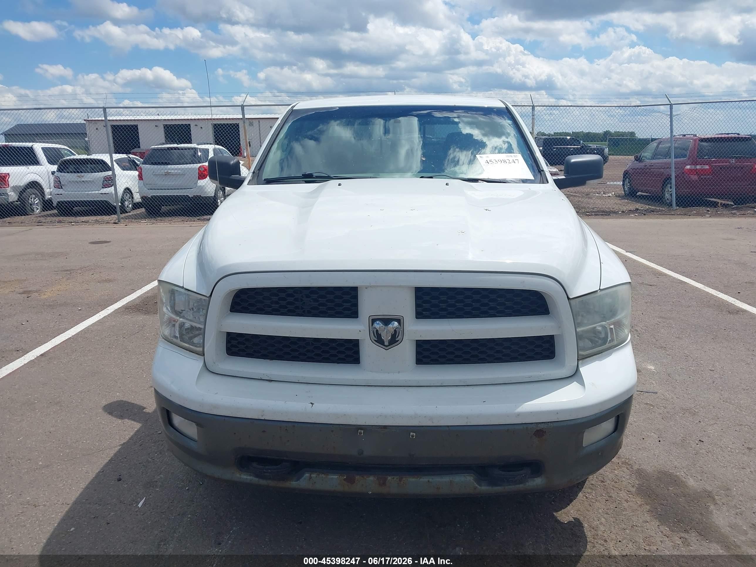 2010 Dodge Ram 1500 Slt/sport/trx White vin: 1D7RV1CT9AS218468