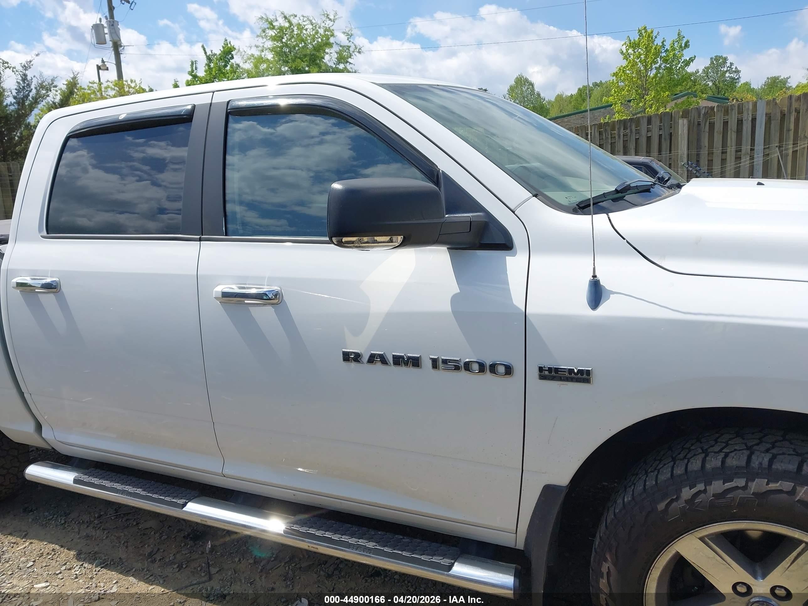 2011 Ram Ram 1500 Slt White vin: 1D7RV1CT9BS511076
