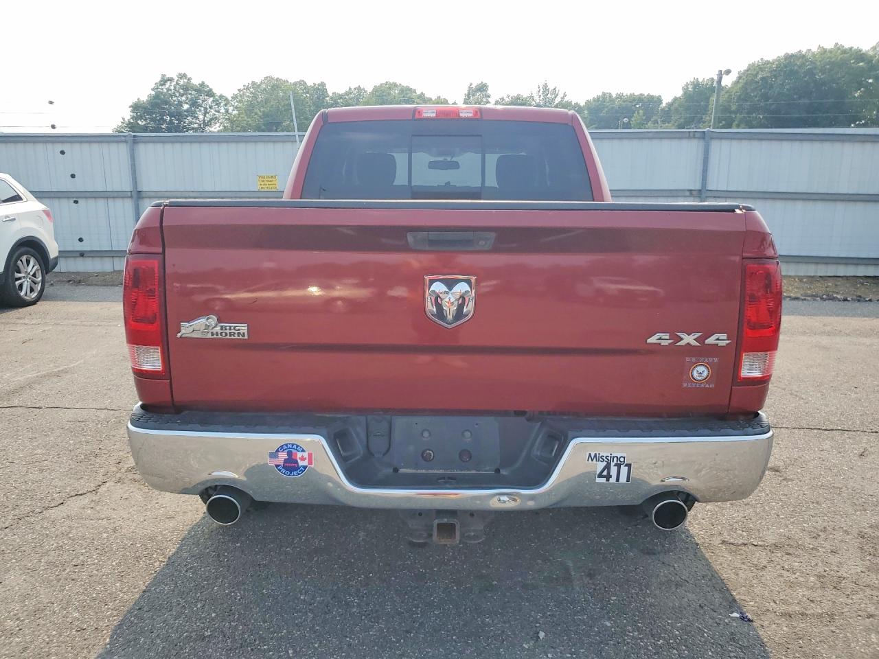 2011 Dodge Ram 1500 Red vin: 1D7RV1CT9BS643223