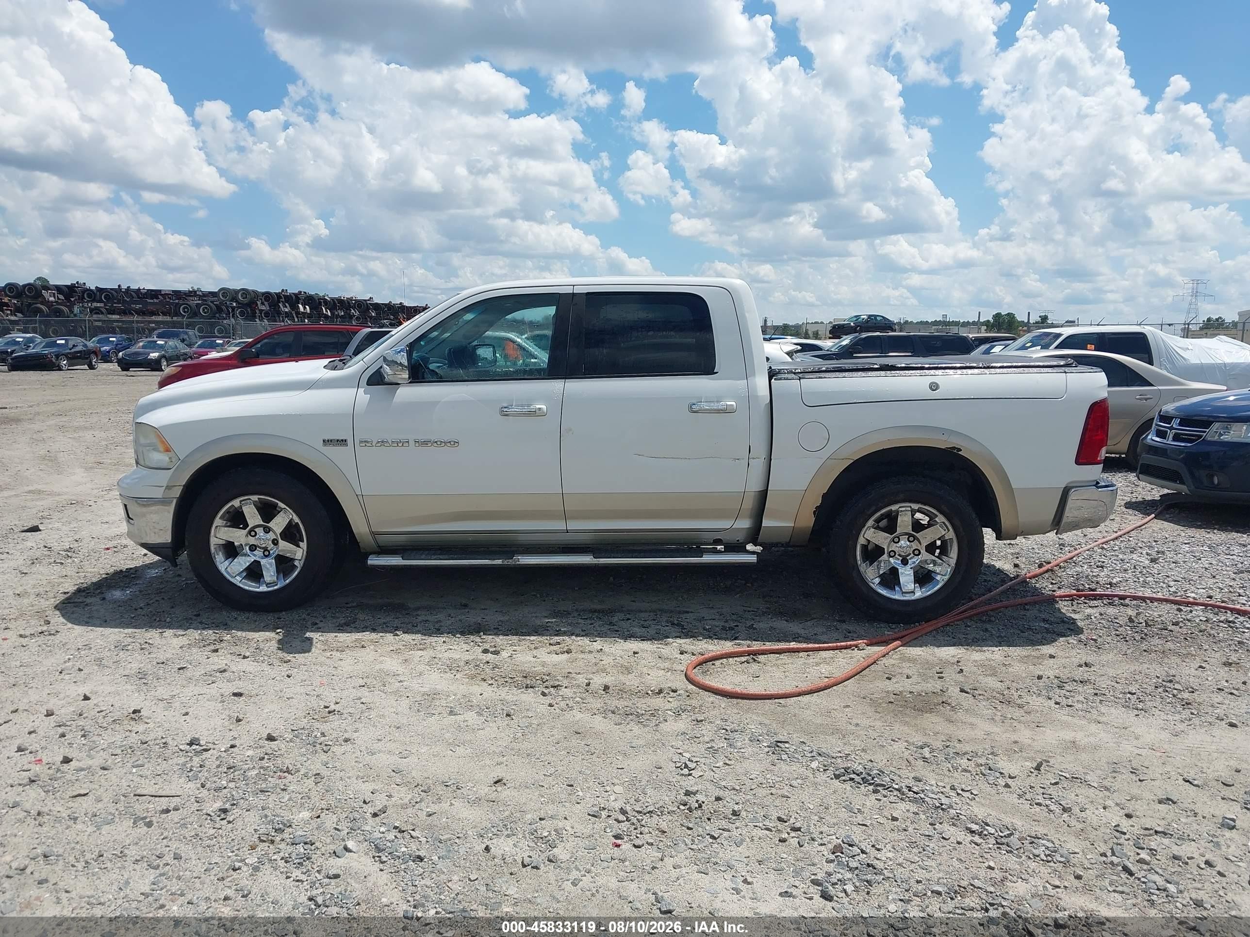 2011 Ram Ram 1500 Laramie Белый vin: 1D7RV1CT9BS648163