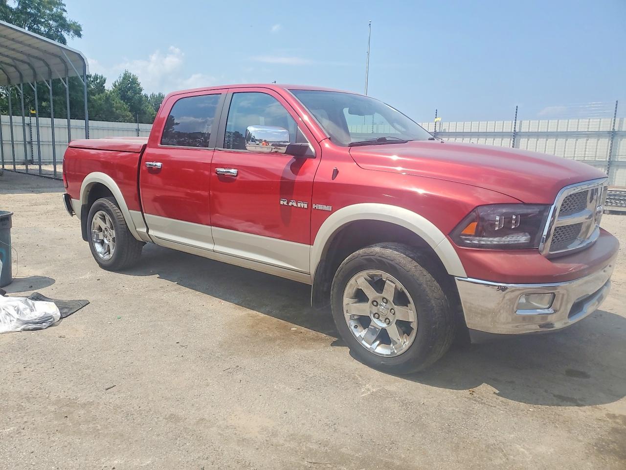 2010 Dodge Ram 1500 Red vin: 1D7RV1CTXAS124115