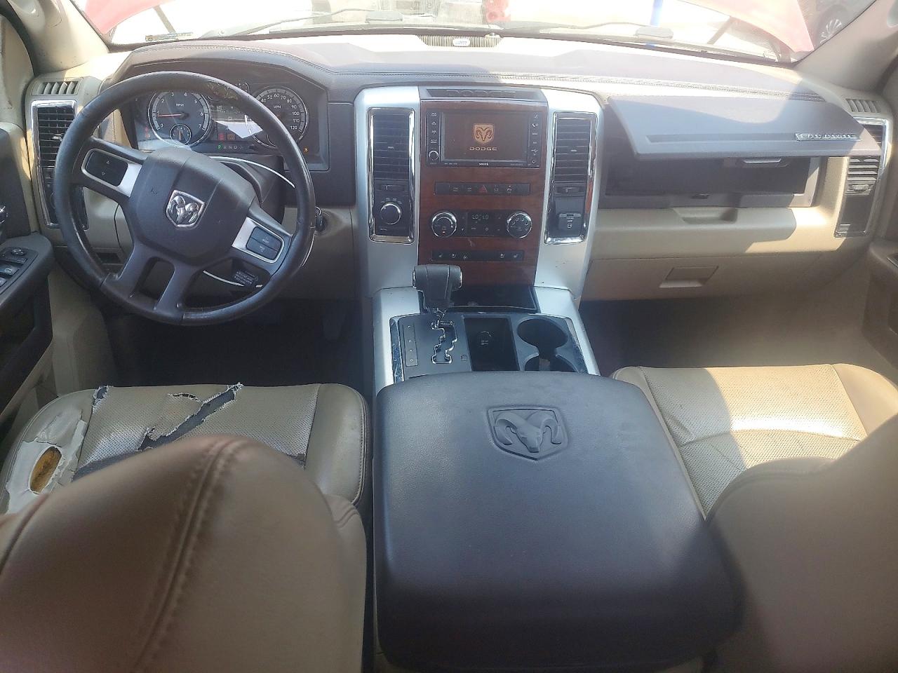 2010 Dodge Ram 1500 Red vin: 1D7RV1CTXAS124115