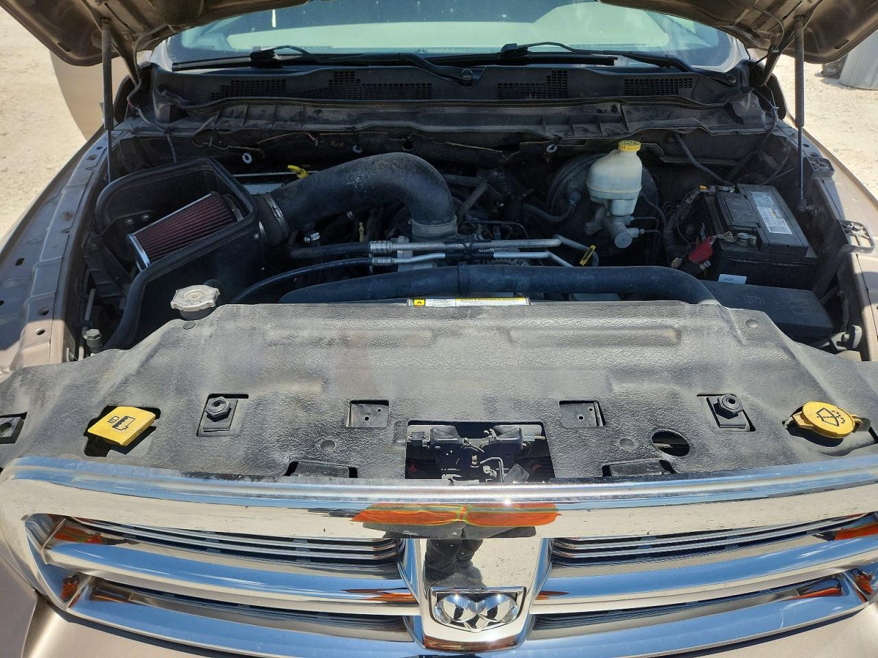 2010 Dodge Ram 1500 Longhorn Коричневый vin: 1D7RV1CTXAS211173