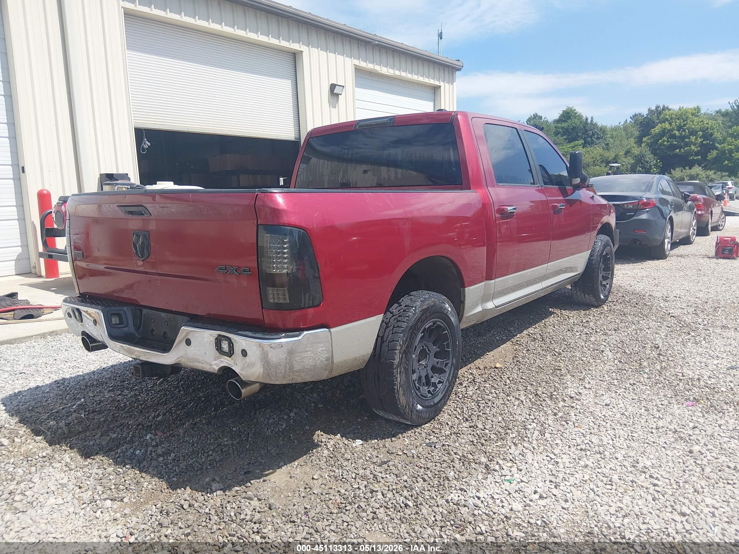 2011 Ram Ram 1500 Laramie Темно-бордовый vin: 1D7RV1CTXBS588121