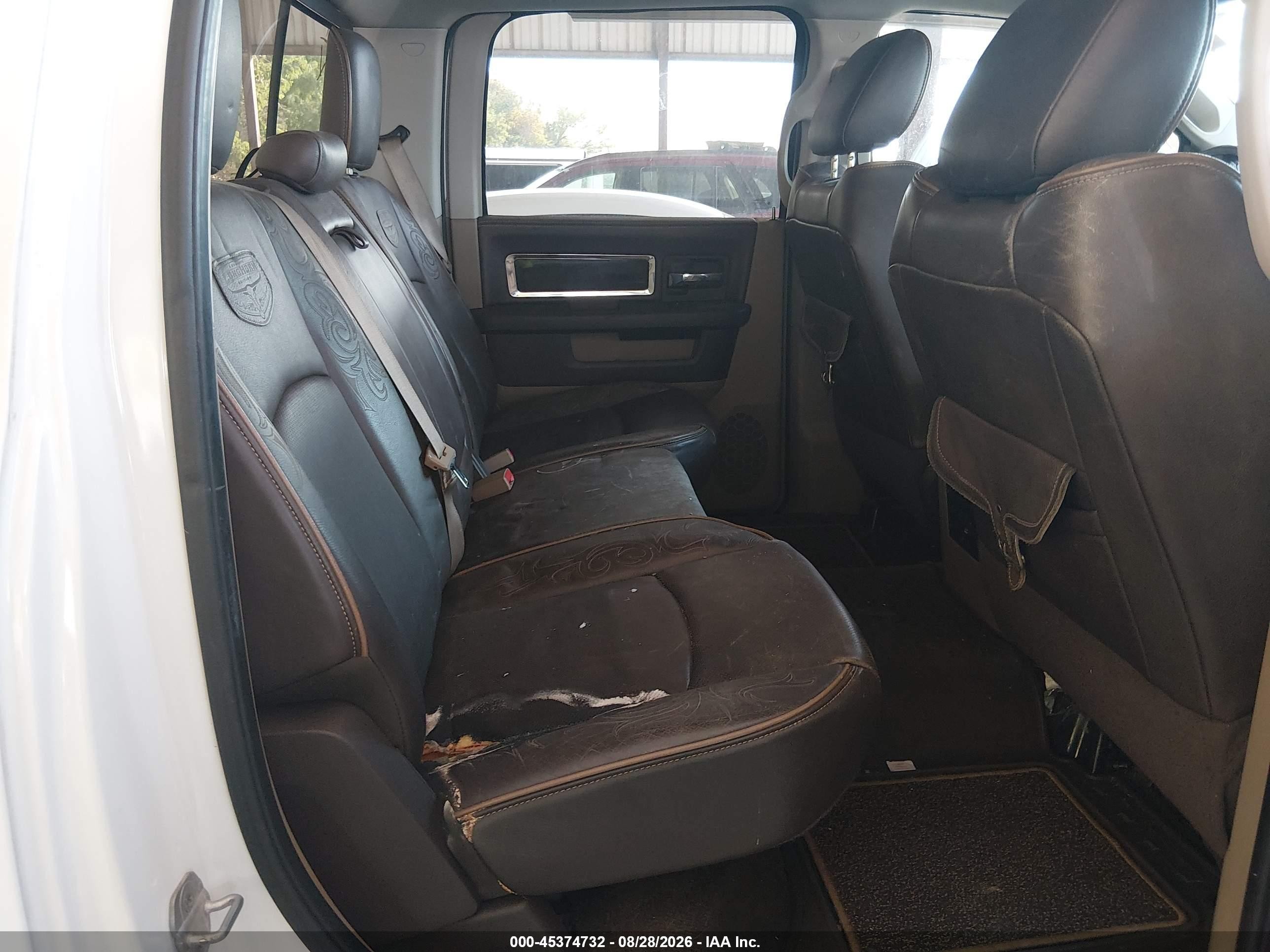 2011 Ram Ram 1500 Laramie Longhorn White vin: 1D7RV1CTXBS601031