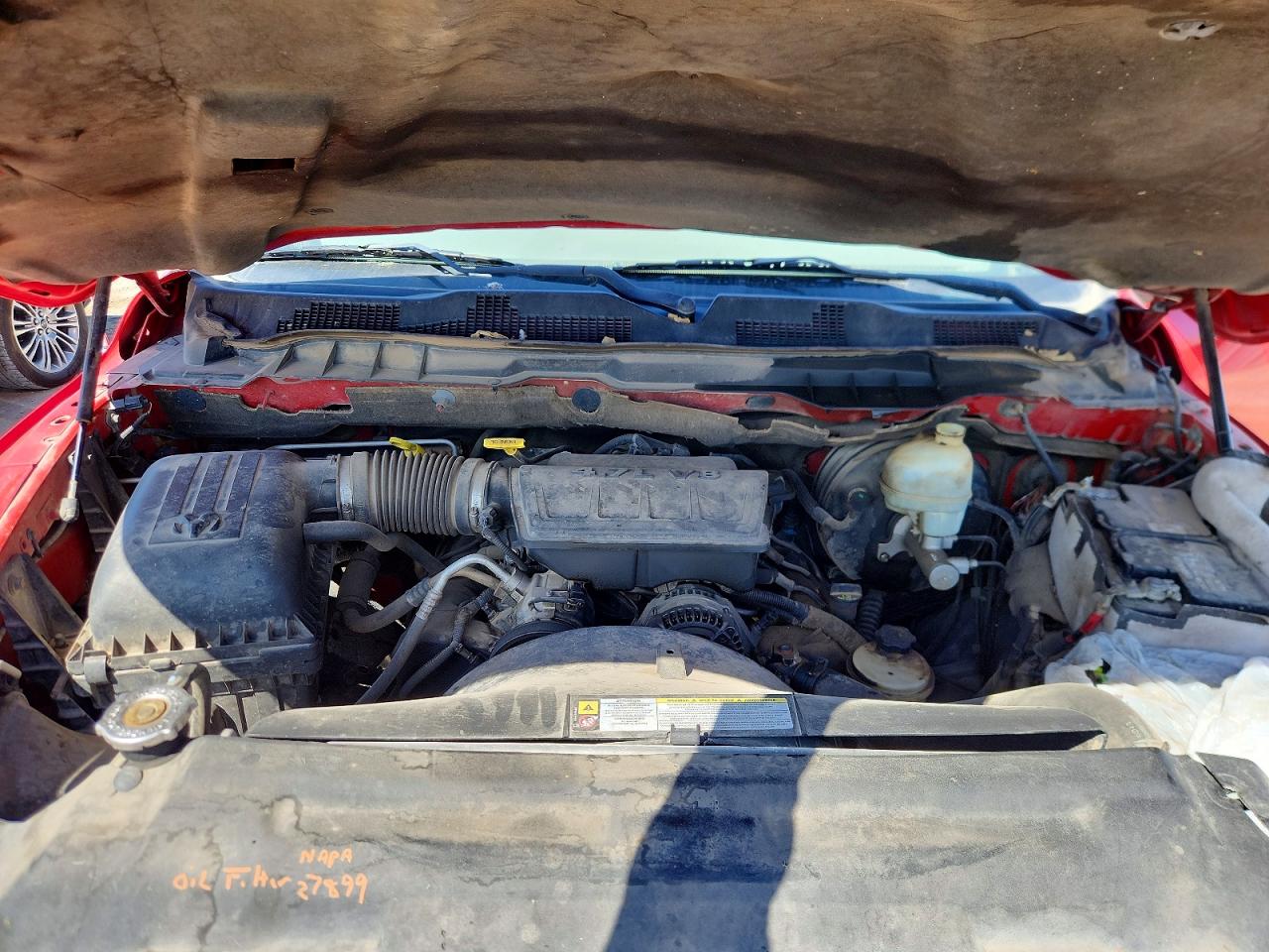 2010 Dodge Ram 1500 Red vin: 1D7RV1GP0AS135072