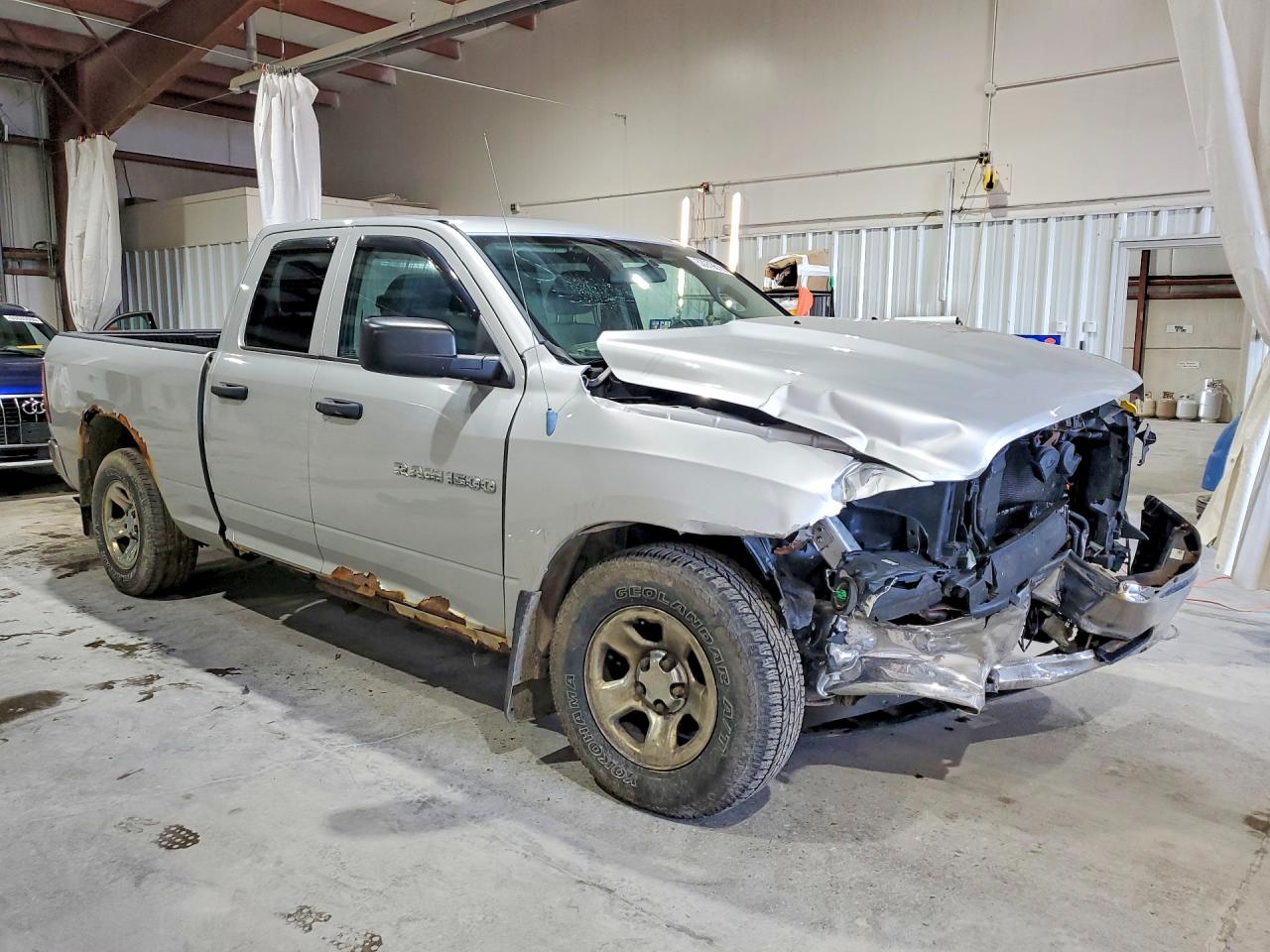 2011 Dodge Ram 1500 Silver vin: 1D7RV1GP0BS595673