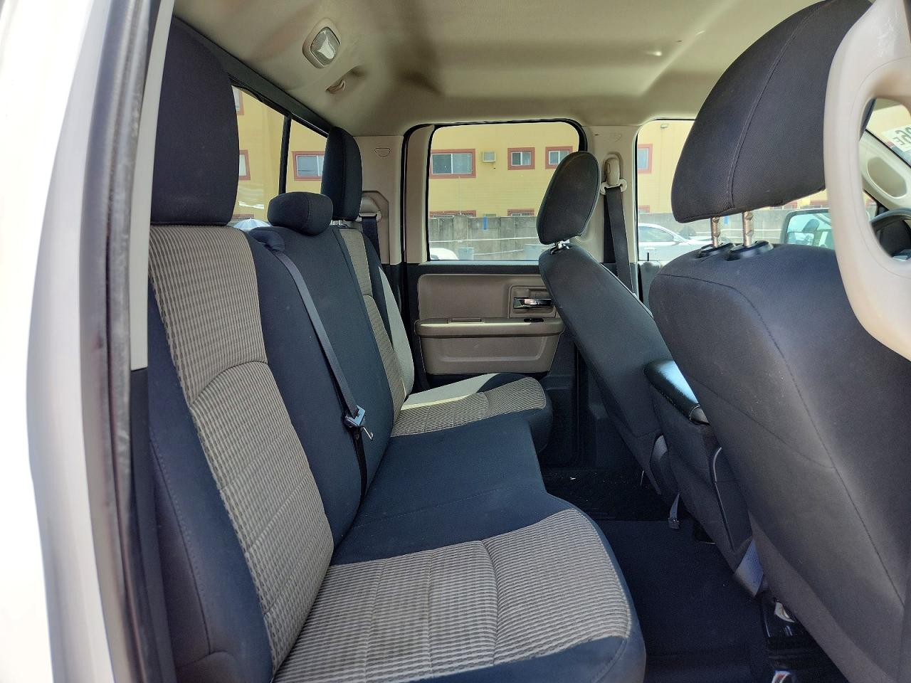 2011 Dodge Ram 1500 White vin: 1D7RV1GP1BS684409