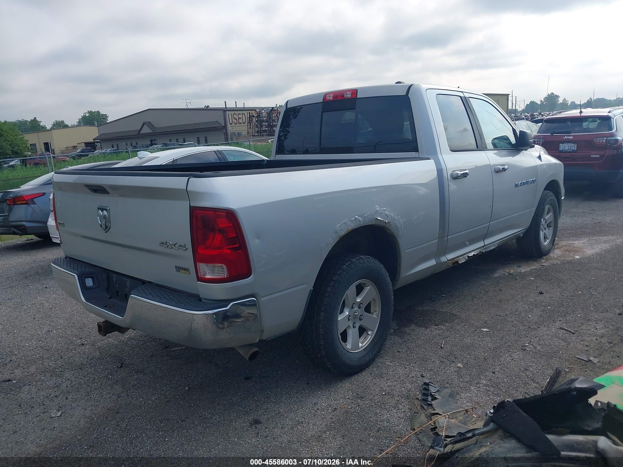2011 Ram Ram 1500 Slt Серебряный vin: 1D7RV1GP3BS588197