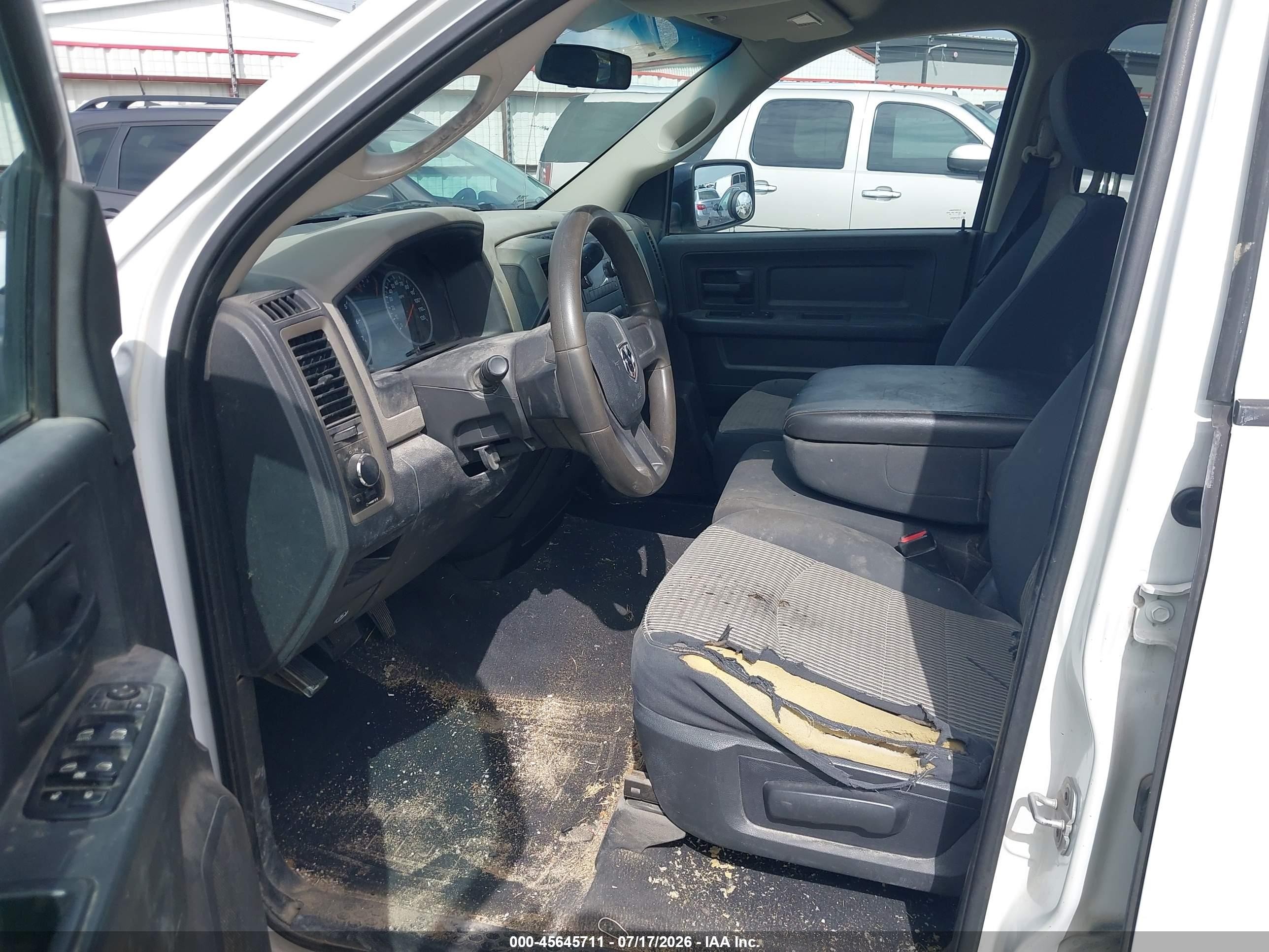 2011 Ram Ram 1500 St White vin: 1D7RV1GP3BS678420