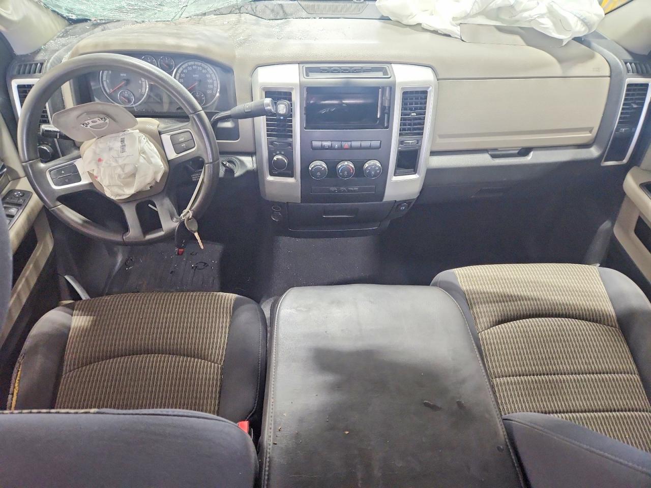 2010 Dodge Ram 1500 Красный vin: 1D7RV1GP6AS160865