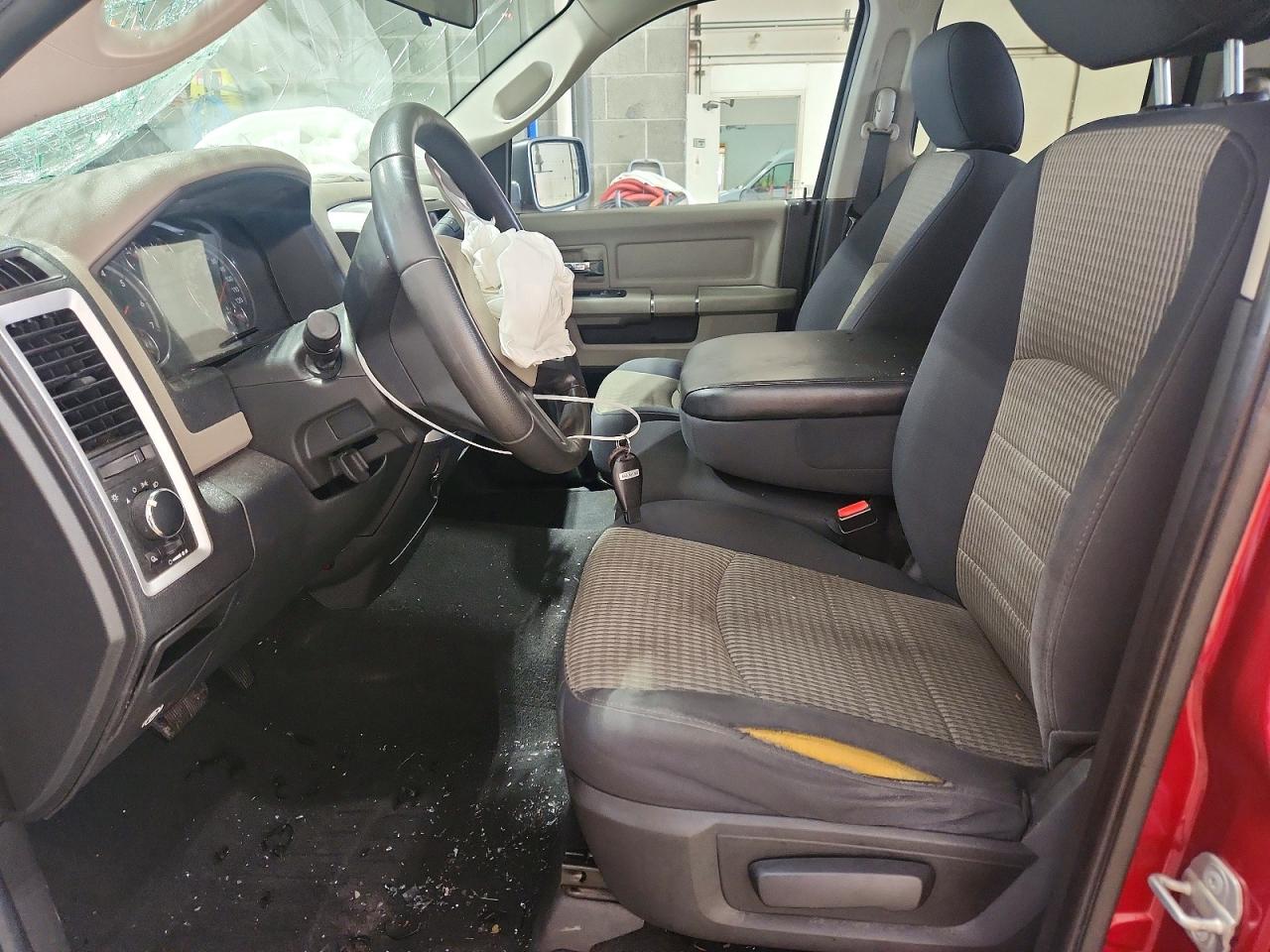 2010 Dodge Ram 1500 Красный vin: 1D7RV1GP6AS160865