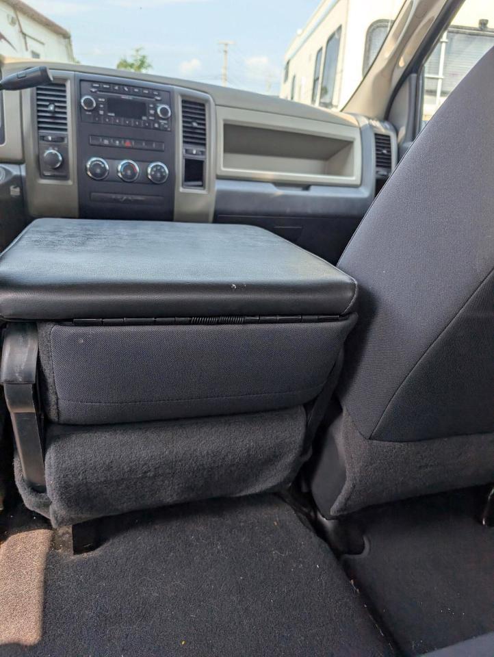 2010 Dodge Ram 1500 Blue vin: 1D7RV1GP6AS203651