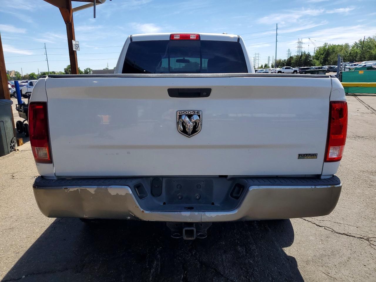 2010 Dodge Ram 1500 White vin: 1D7RV1GP7AS200838