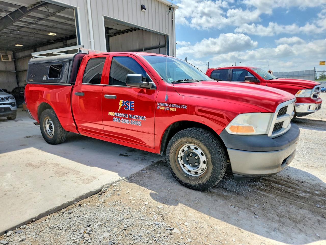 2011 Dodge Ram 1500 Red vin: 1D7RV1GP8BS572920